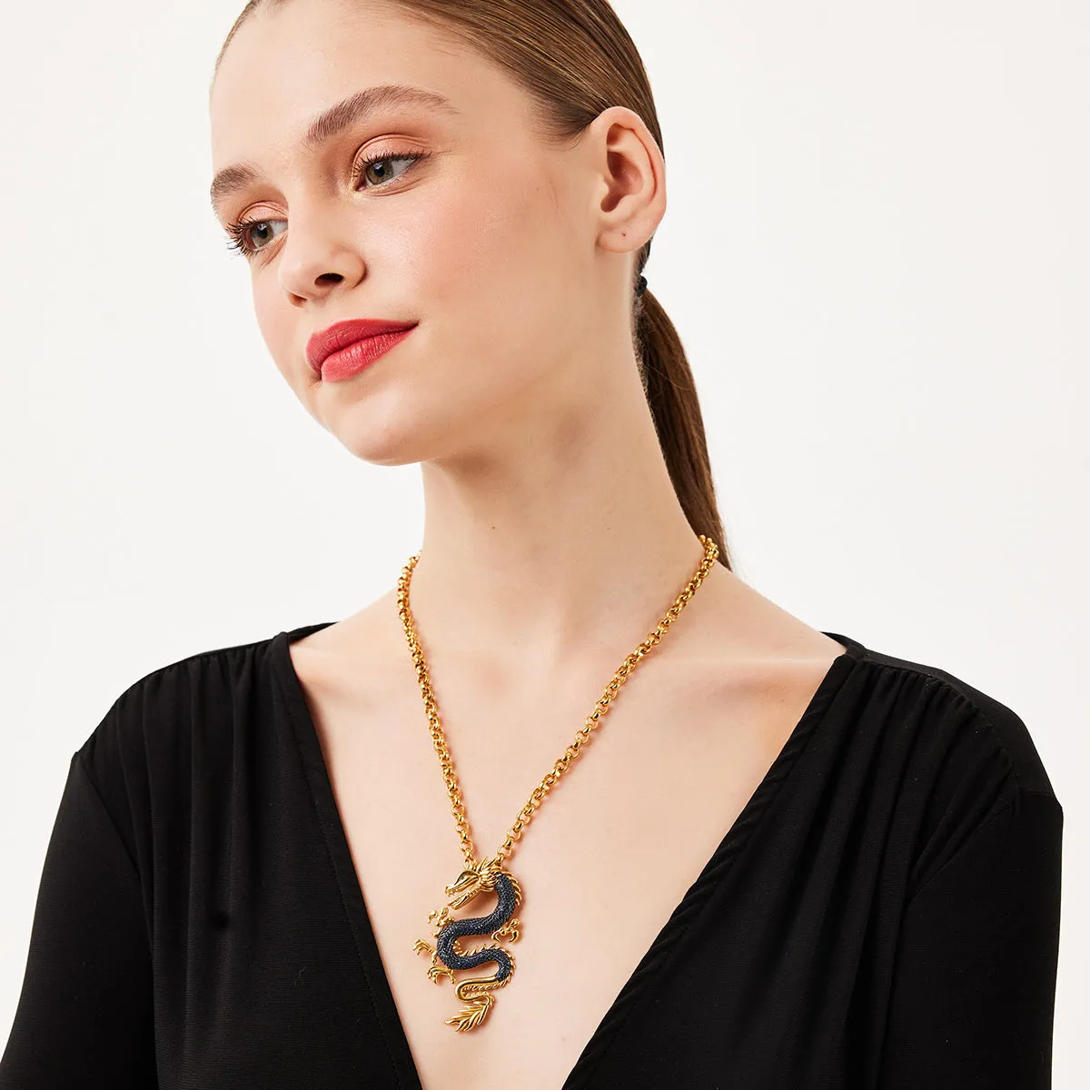 DRAGON NECKLACE