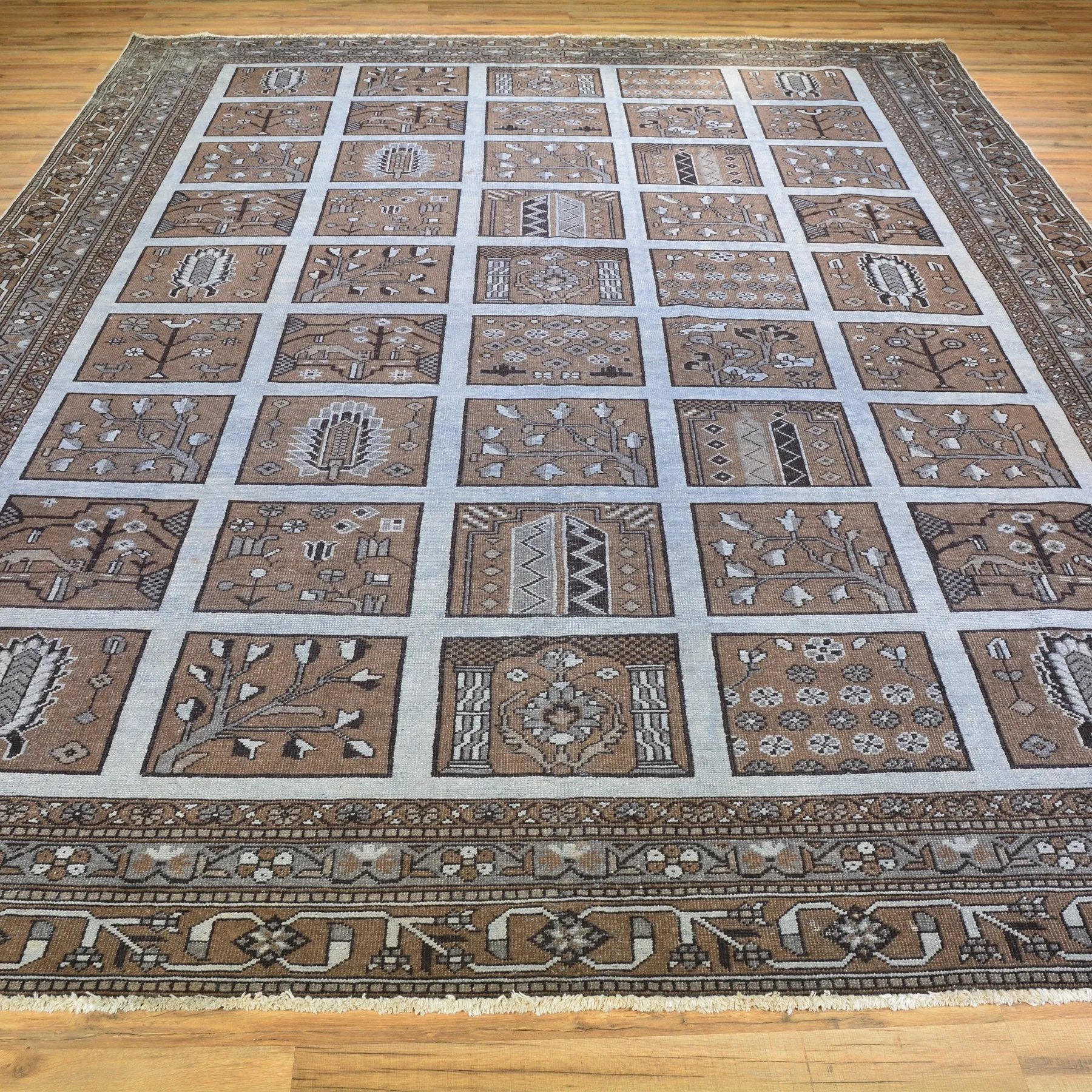 Hand-Knotted  Bakhtyari Overdyed Handamde Wool Rug (Size 9.4 X 12.5) Brrsf-1194
