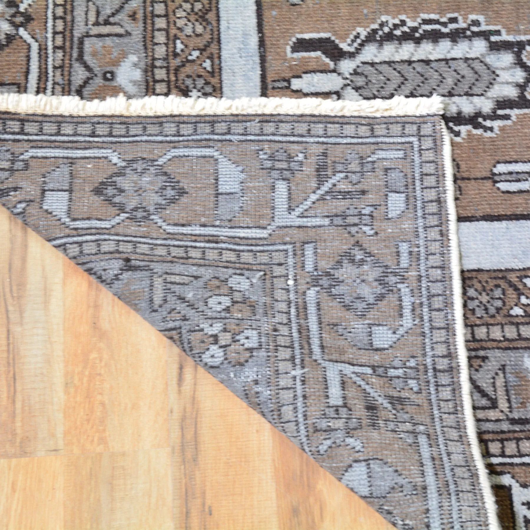 Hand-Knotted  Bakhtyari Overdyed Handamde Wool Rug (Size 9.4 X 12.5) Brrsf-1194
