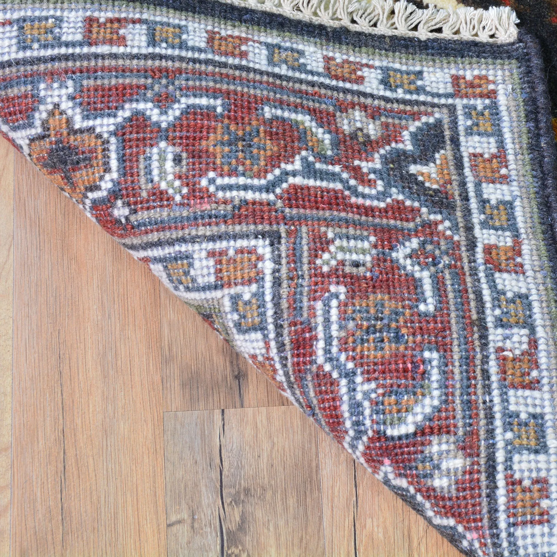 Hand-Knotted Black Serapi Heriz Oriental Wool Rug (Size 3.11 X 5.10) Cwral-9090