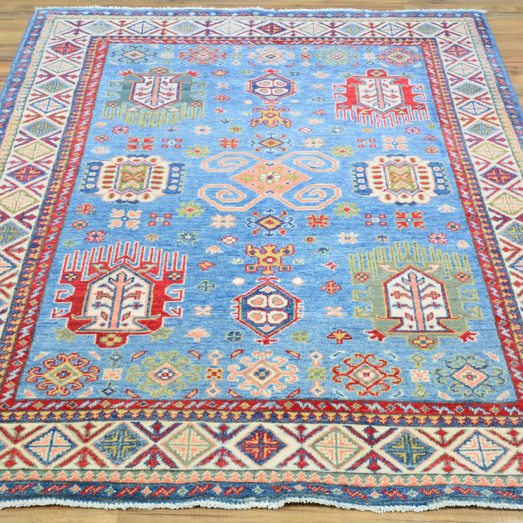 Hand-Knotted Caucasian Design Kazak Wool Handmade Rug (Size 4.0 X 5.9) Cwral-10611