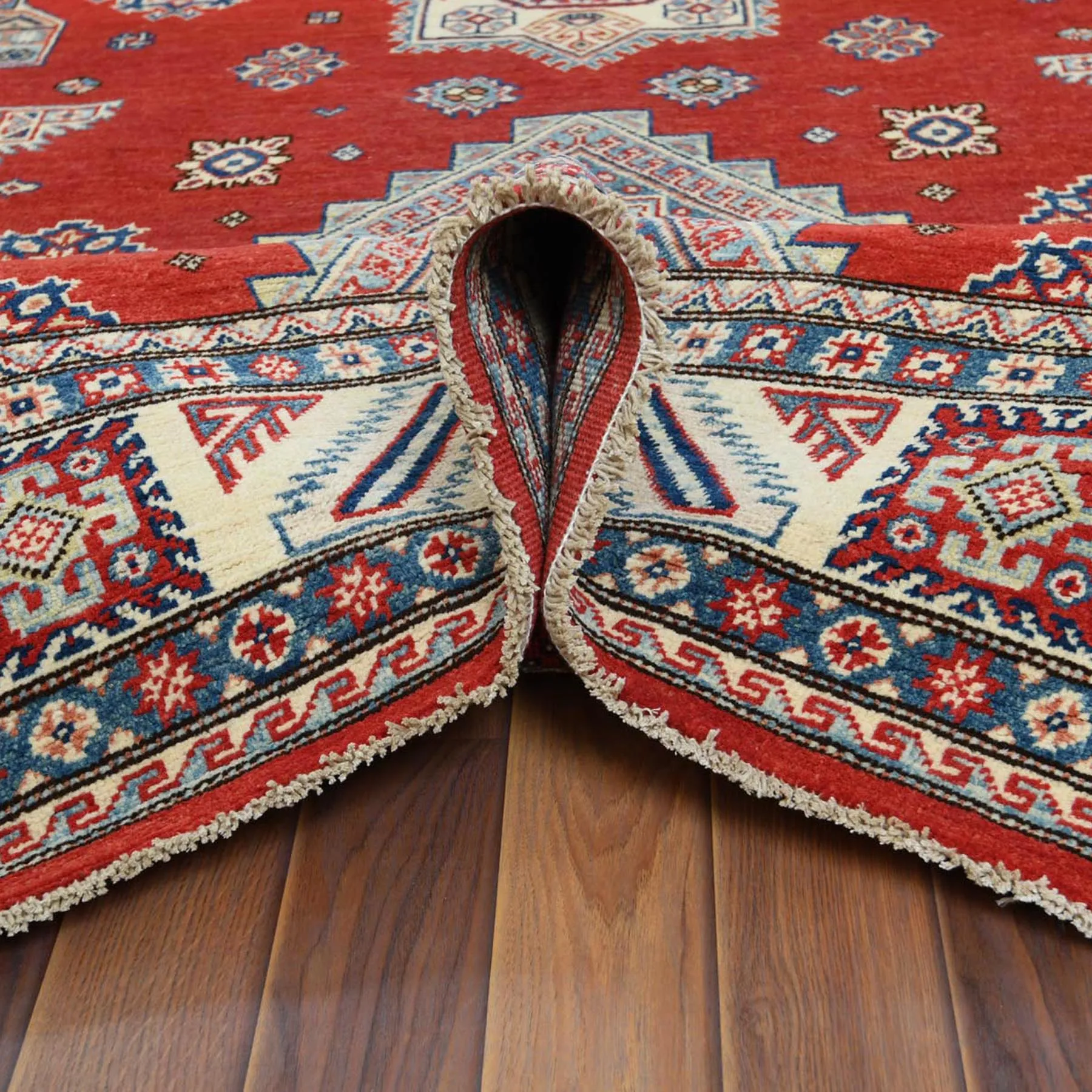 Hand-Knotted Caucasian Design Kazak Wool Handmade Rug (Size 6.0 X 8.8) Cwral-8583