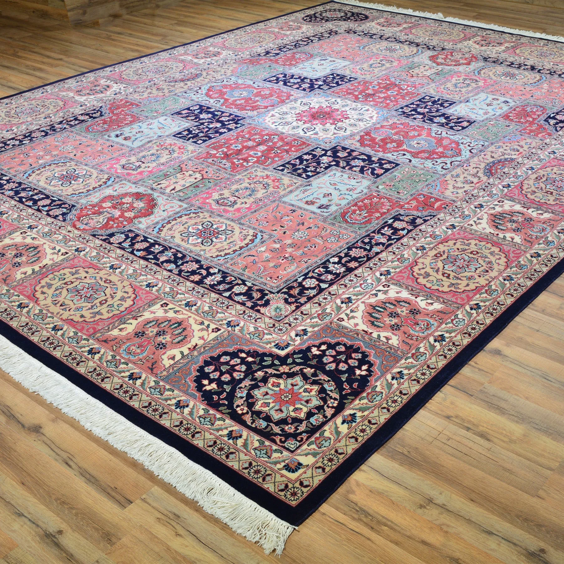 Hand-Knotted Fine Bakhtiari Persian Design Handmade Wool Rug (Size 9.5 X 12.5) Brral-4791