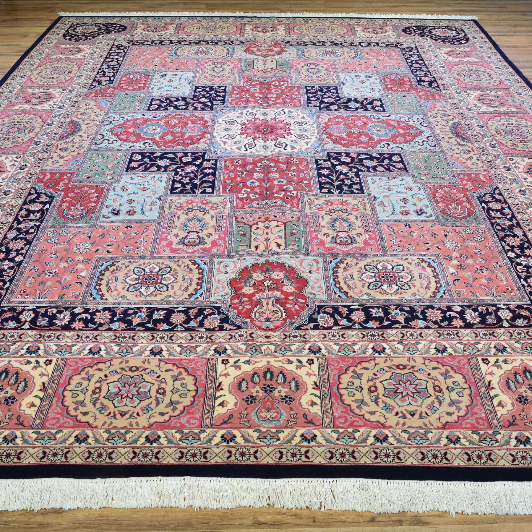 Hand-Knotted Fine Bakhtiari Persian Design Handmade Wool Rug (Size 9.5 X 12.5) Brral-4791