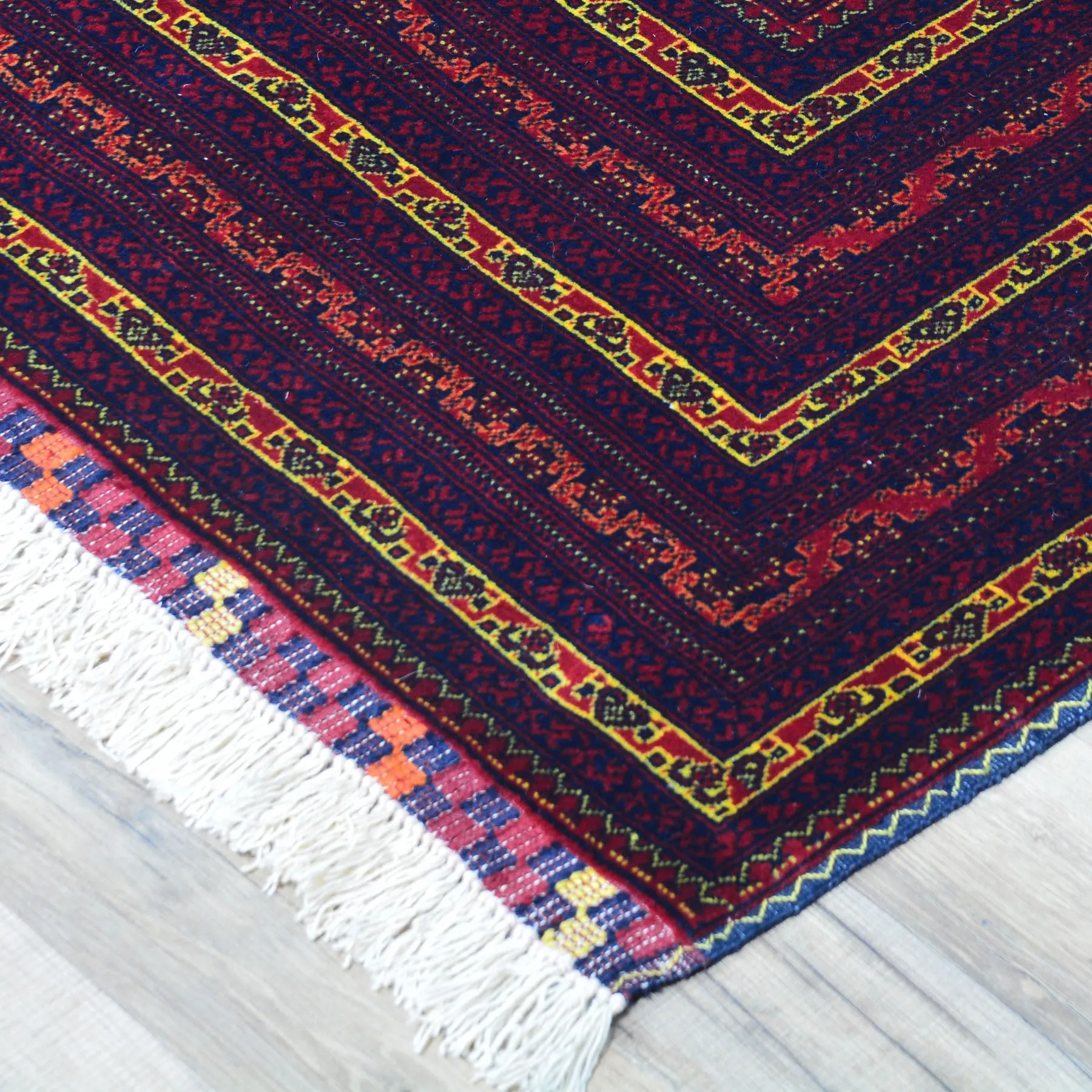 Hand-Knotted Fine Khawaja Roshani Wool Handmade Rug (Size 6.8 X 9.10) Cwral-8538