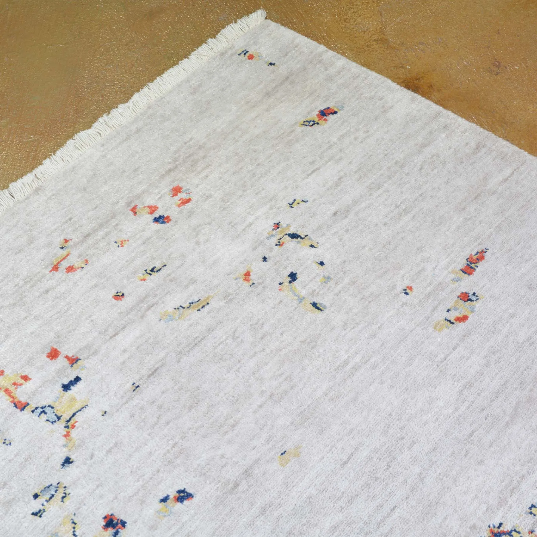 Hand-Knotted Fine Modern Broken Design Wool Bamboo Silk Rug (Size 7.10 X 10.3) Brral-3408