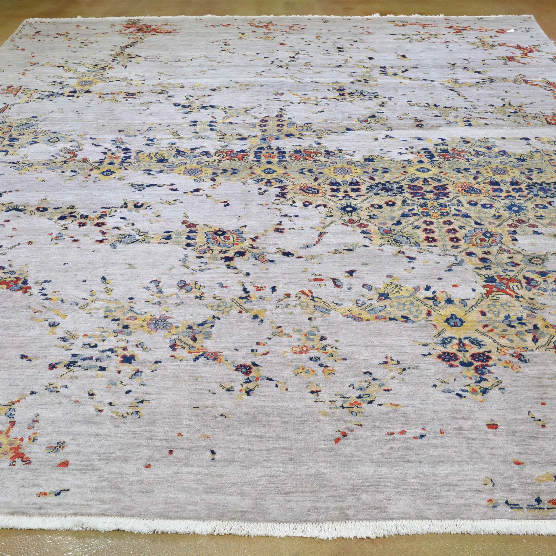 Hand-Knotted Fine Modern Broken Design Wool Bamboo Silk Rug (Size 7.10 X 10.3) Brral-3408