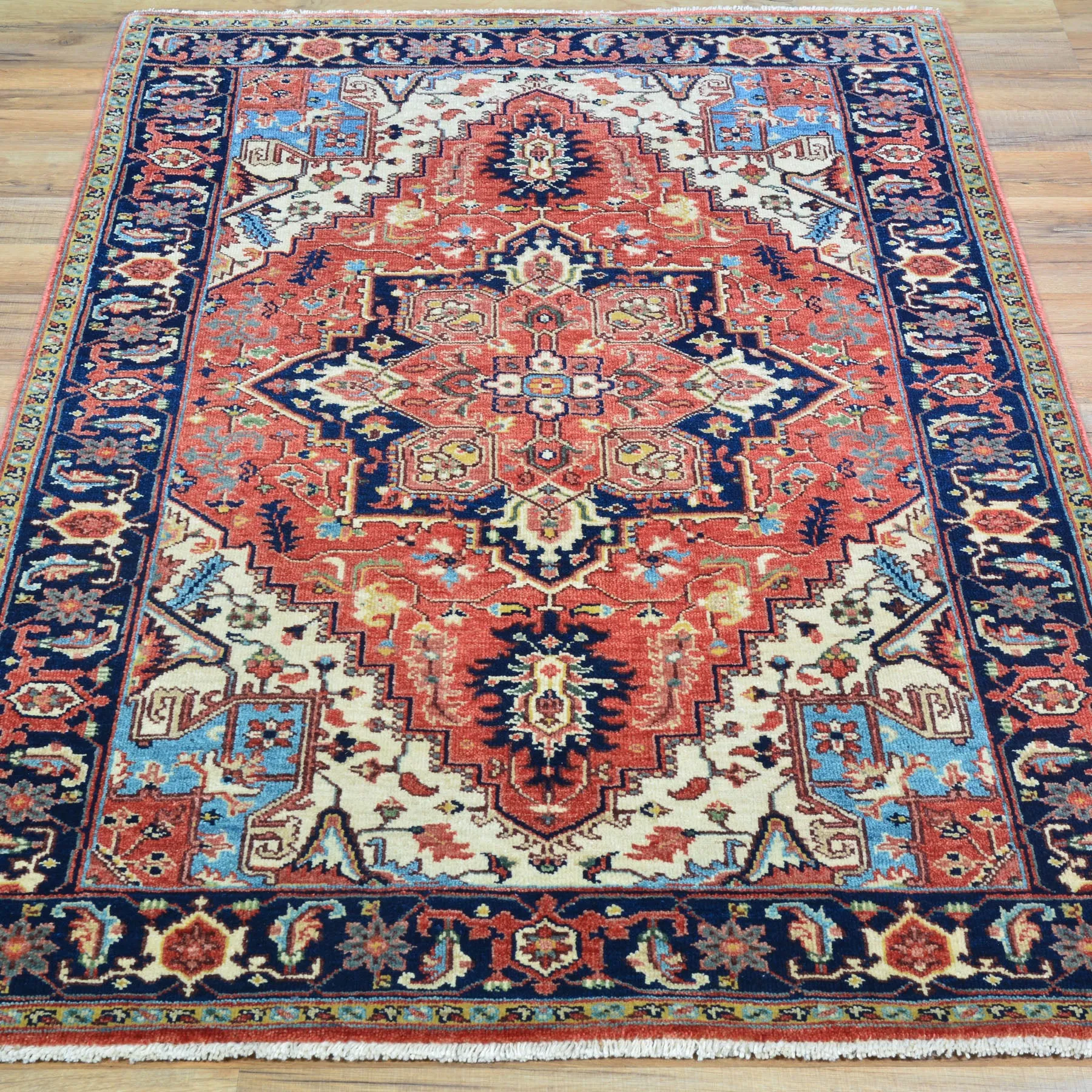 Hand-Knotted Fine Oriental Heriz Design Wool Handmade Rug (Size 3.1 X 5.2) Cwral-10857