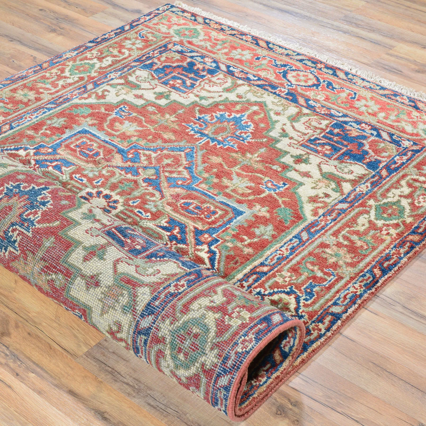 Hand-Knotted Fine Oriental Serapi Heriz Design Wool Rug (Size 4.0 X 6.2) Brrsf-675