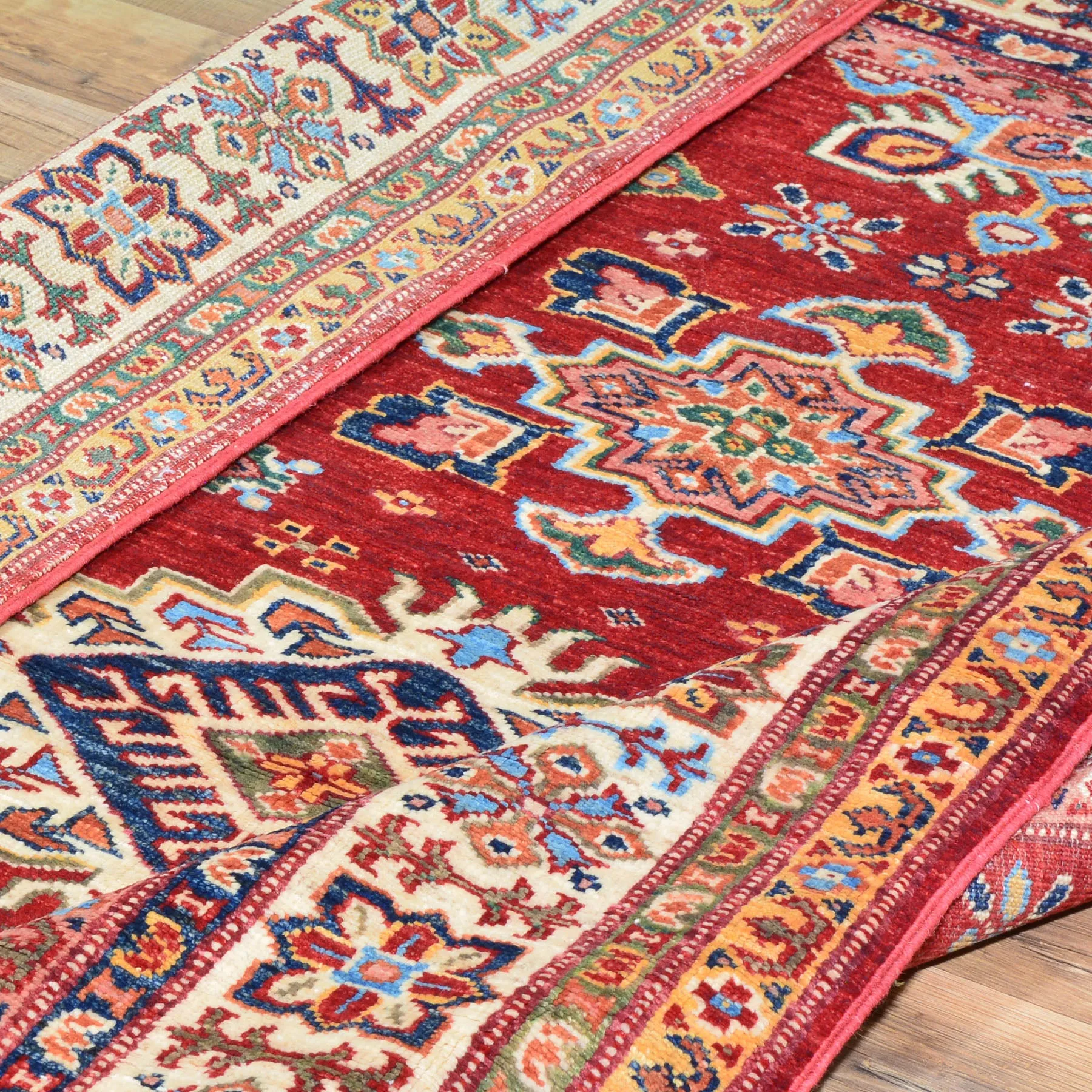 Hand-Knotted Fine Oriental Super Kazak Design Wool Rug (Size 4.0 X 6.0) Cwral-7239