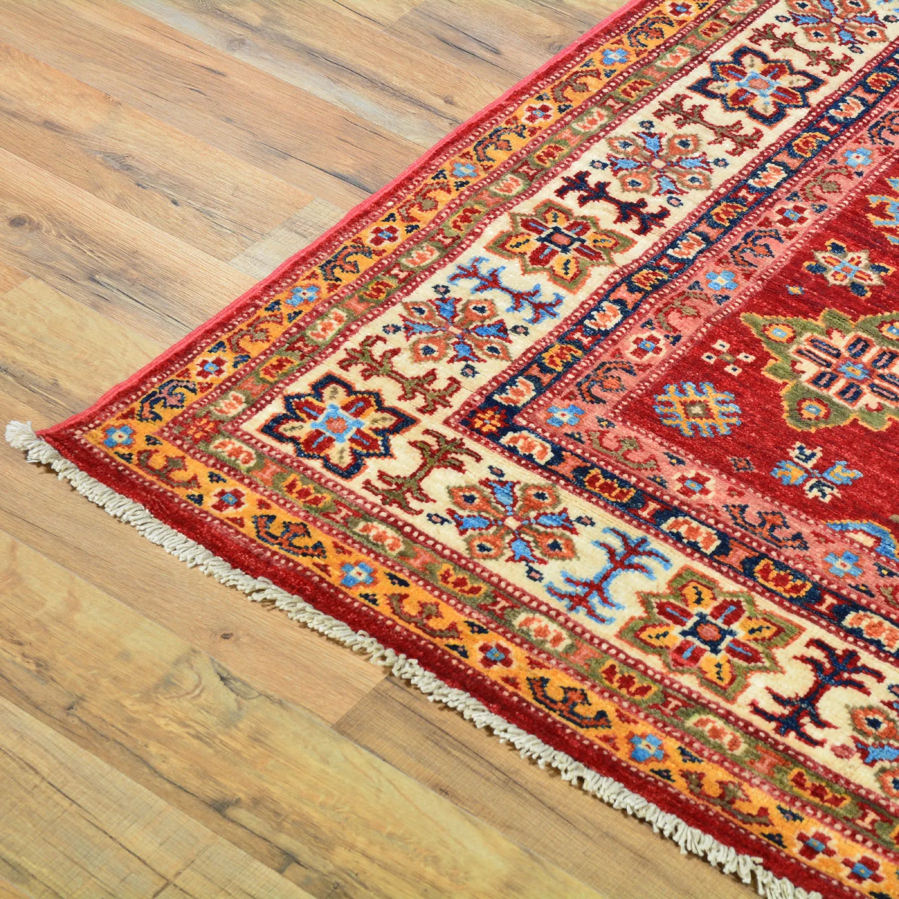 Hand-Knotted Fine Oriental Super Kazak Design Wool Rug (Size 4.0 X 6.0) Cwral-7239