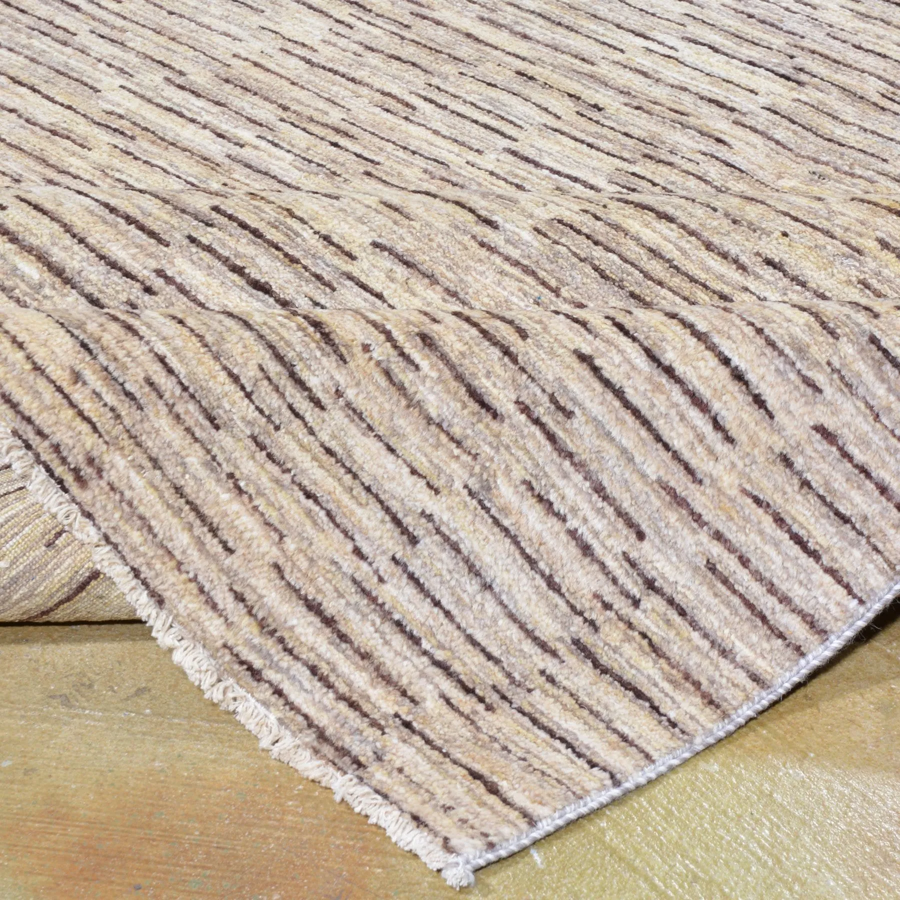 Hand-Knotted Gabbeh Design Wool Handmade Rug (Size 6.9 x10.2) Brral-954