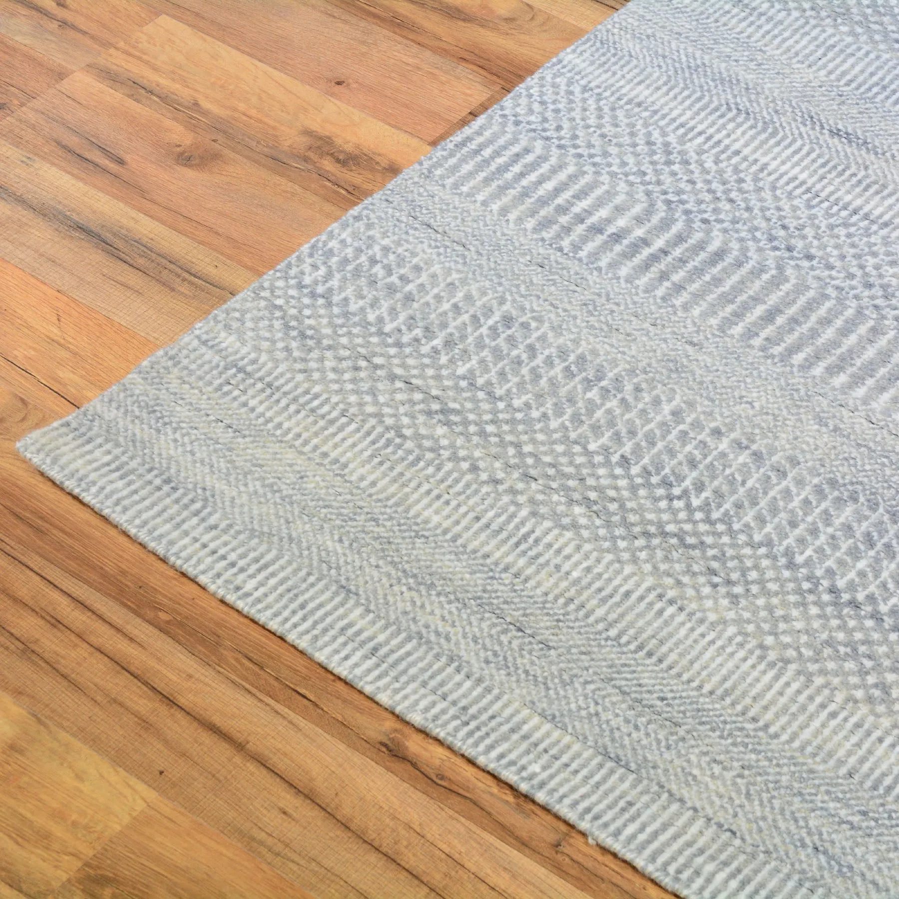 Hand-Knotted Grey Modern Design Handmade Wool Rug (Size 2.6 X 12.2) Cwral-7248