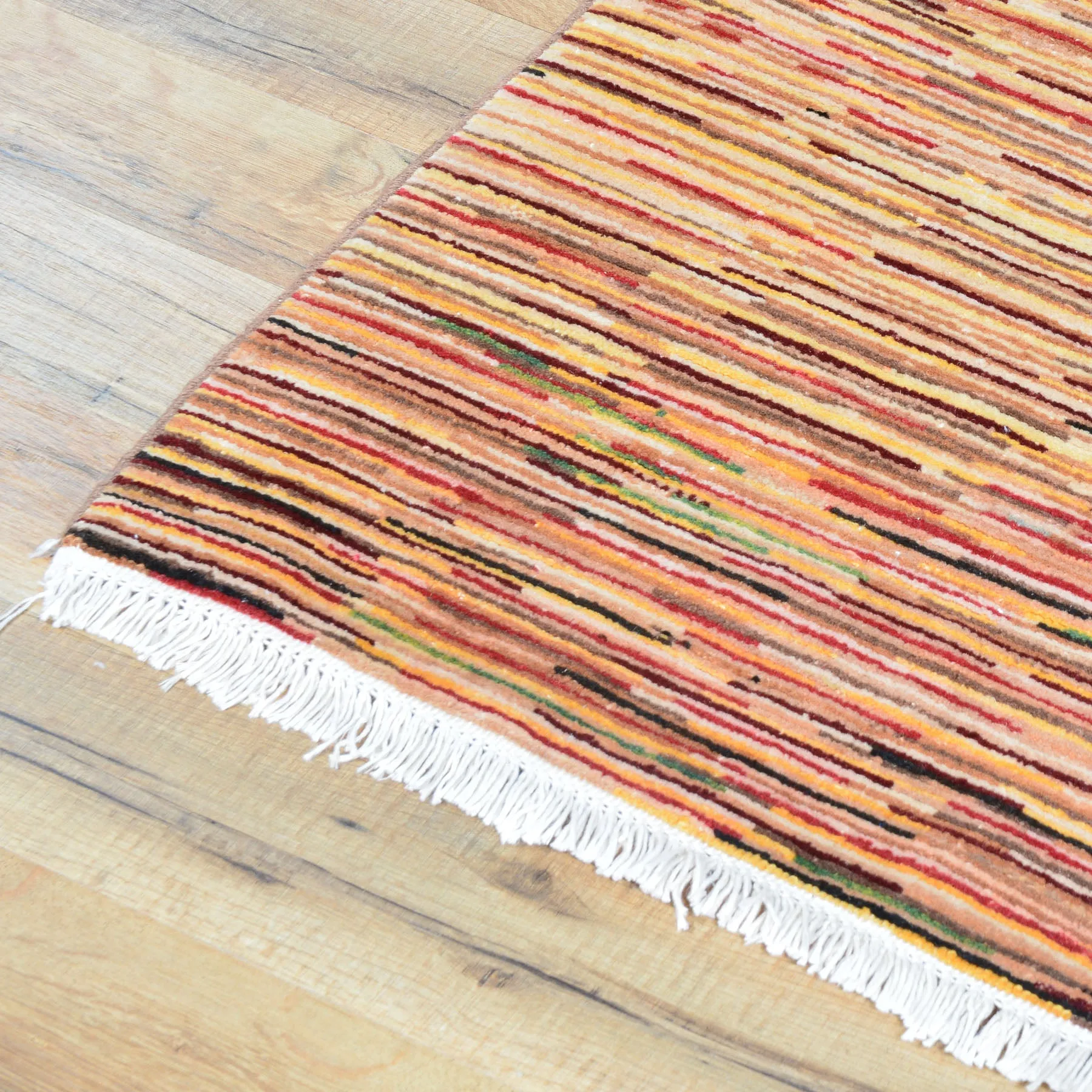 Hand-Knotted Modern Design Handmade Wool Rug (Size 3.0 X 4.10) Cwral-8478