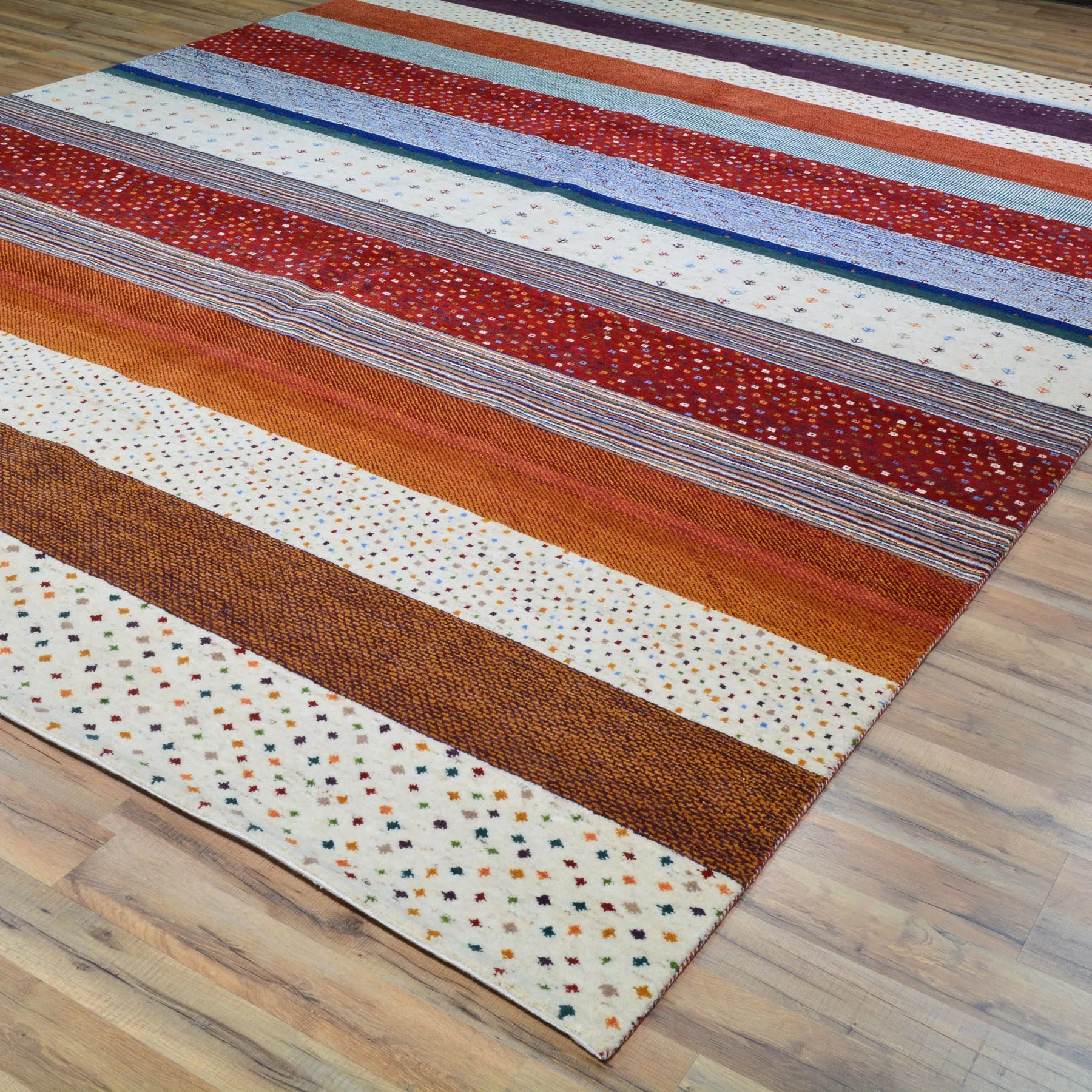 Hand-Knotted Modern Gabbeh Design Wool Handmade Rug (Size 8.2 x11.7) Cwral-9543