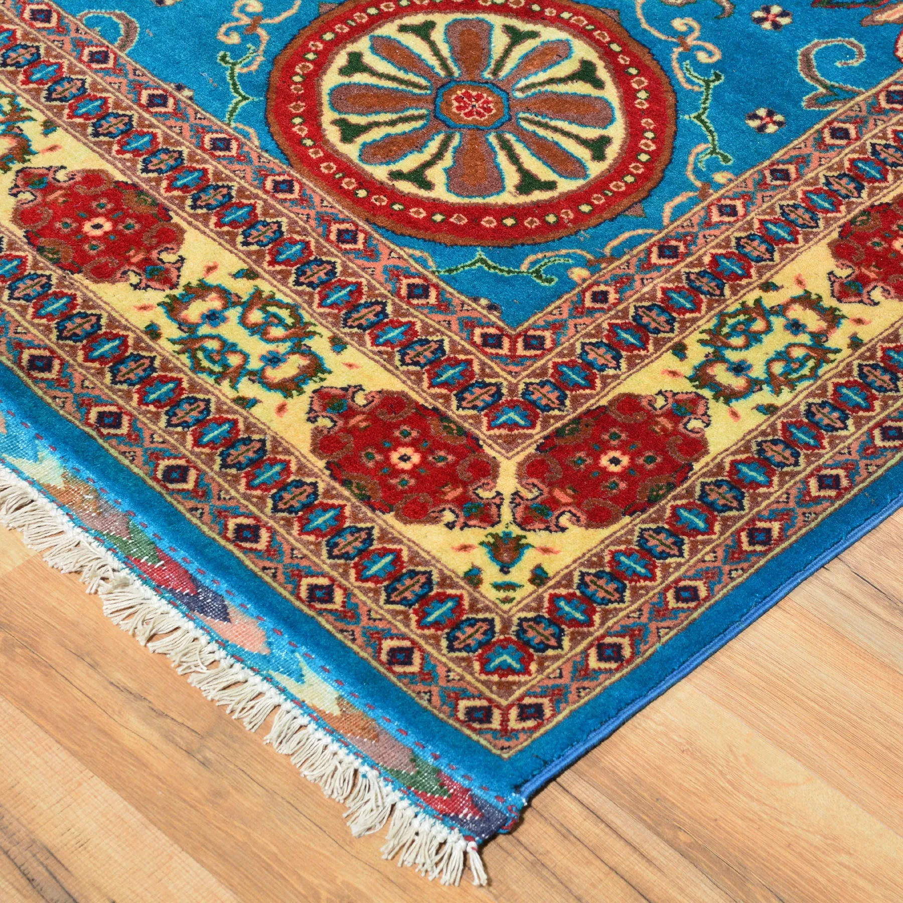 Hand-Knotted Oriental Design Handmade 100% Wool Rug (Size 6.7 X 9.8) Cwral-6753