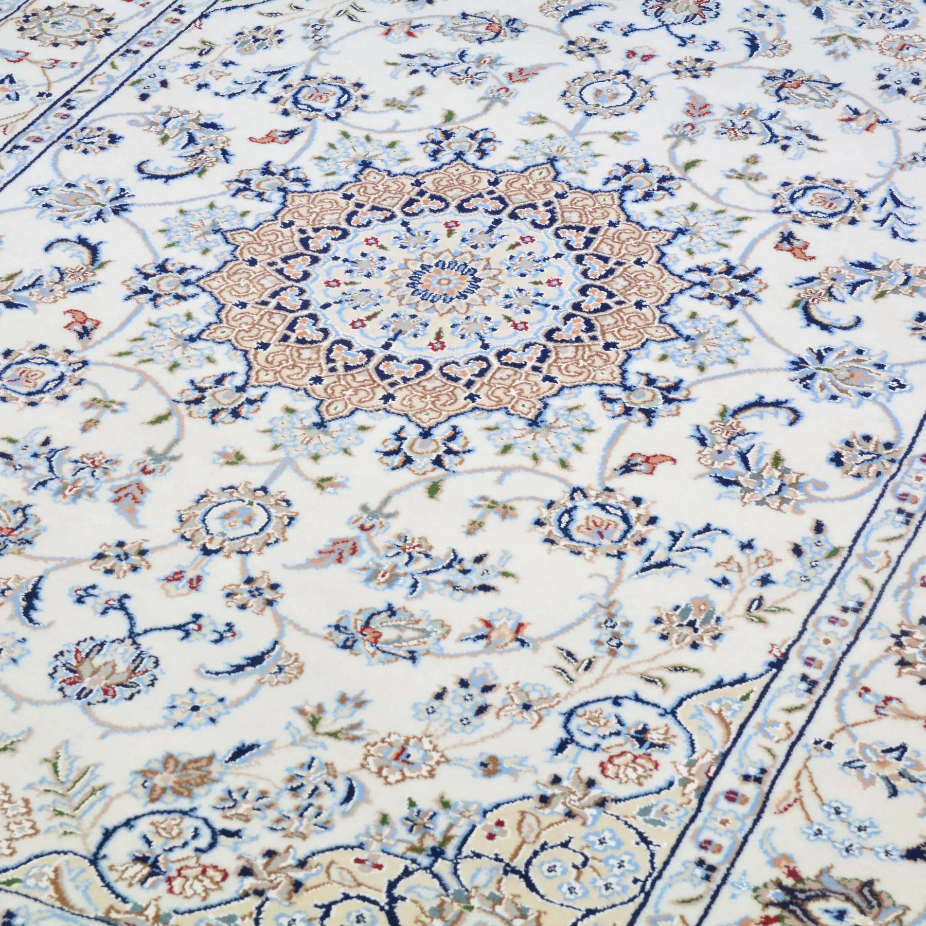 Hand-Knotted Oriental Indo Nain Design Wool & Silk Handmade Rug (Size 4.2 X 6.2) Cwral-7668