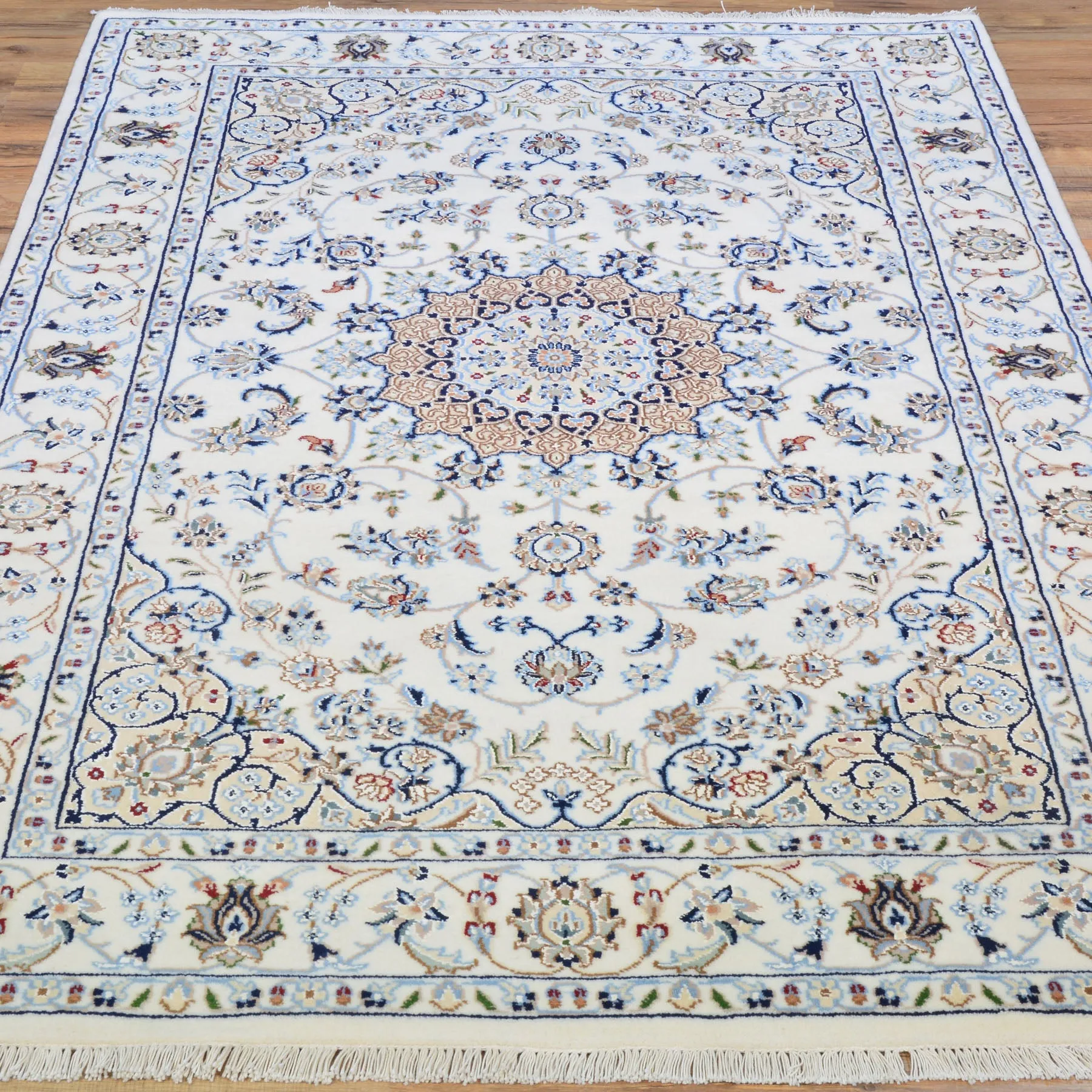 Hand-Knotted Oriental Indo Nain Design Wool & Silk Handmade Rug (Size 4.2 X 6.2) Cwral-7668