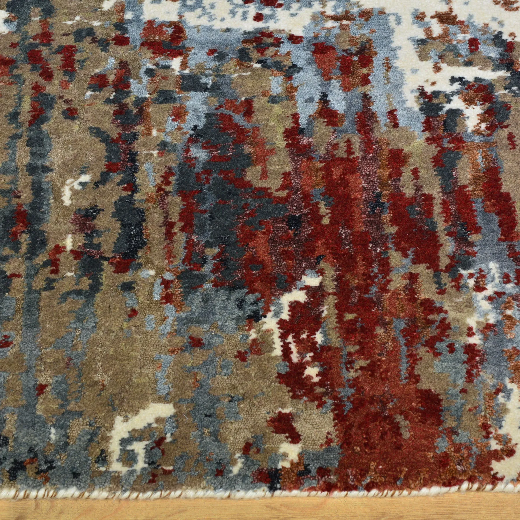 Hand-Knotted Oriental Modern Design Handmade Wool & Silk  Rug (Size 2.0 X 2.11) Cwral-7890