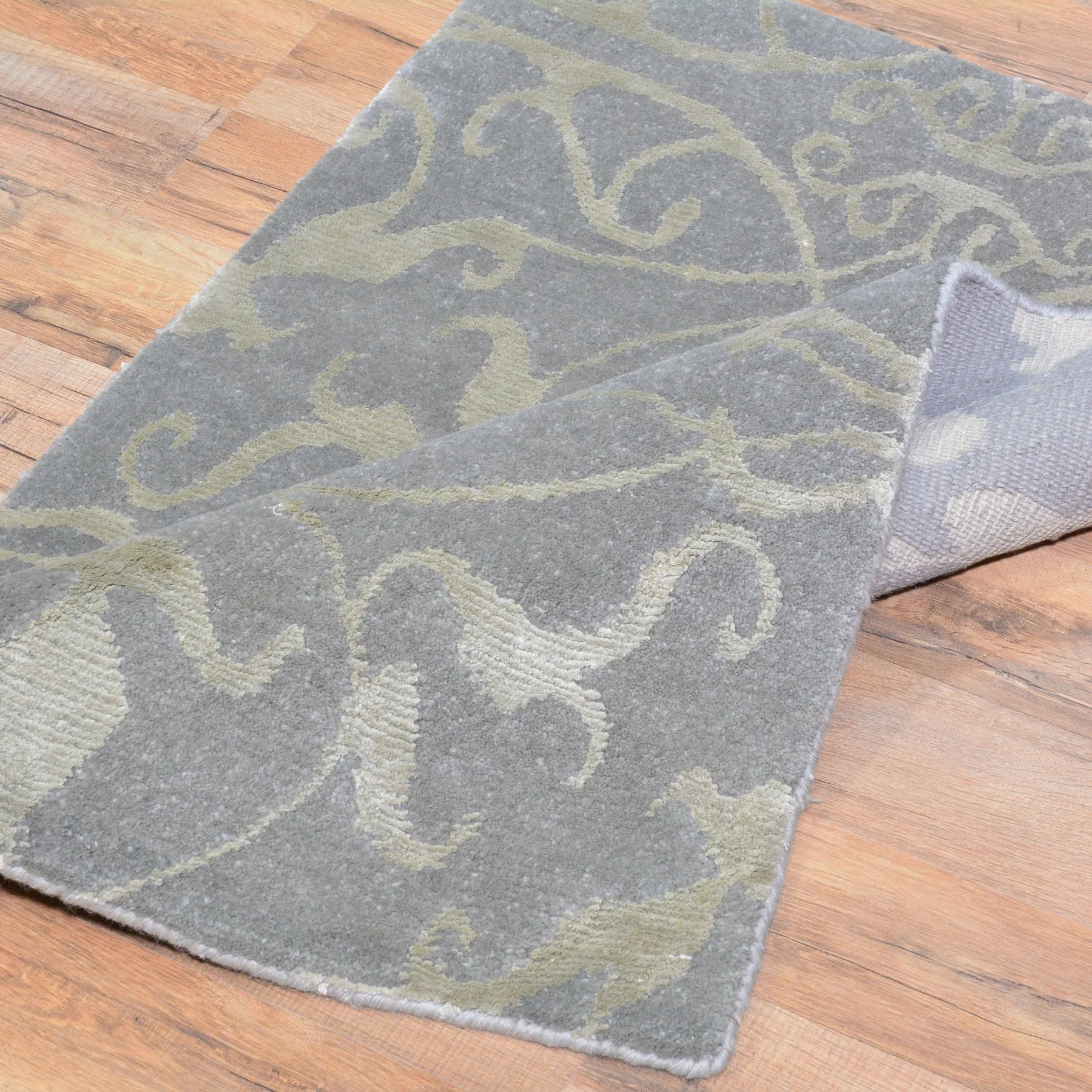 Hand-Knotted Oriental Modern Design Handmade Wool & Silk  Rug (Size 2.0 X 2.11) Cwral-8418
