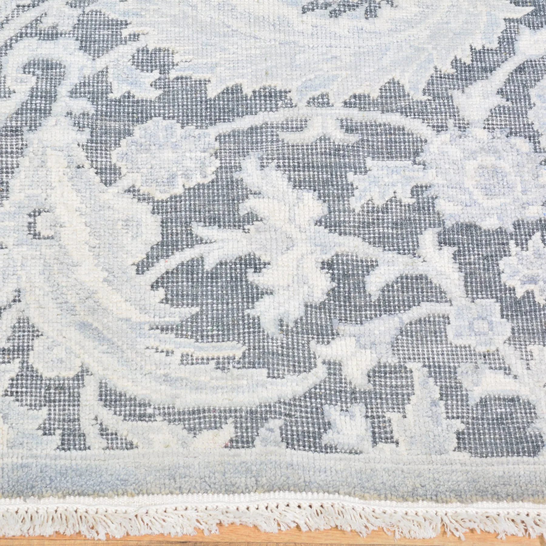Hand-Knotted Oriental Modern Design Handmade Wool & Silk  Rug (Size 2.0 X 3.0) Cwral-8827