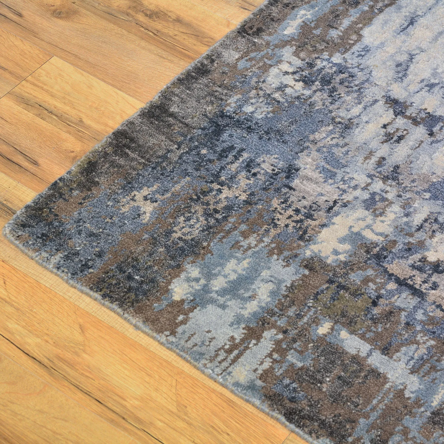 Hand-Knotted Oriental Modern Design Handmade Wool & Silk  Rug (Size 2.0 X 3.1) Cwral-7893