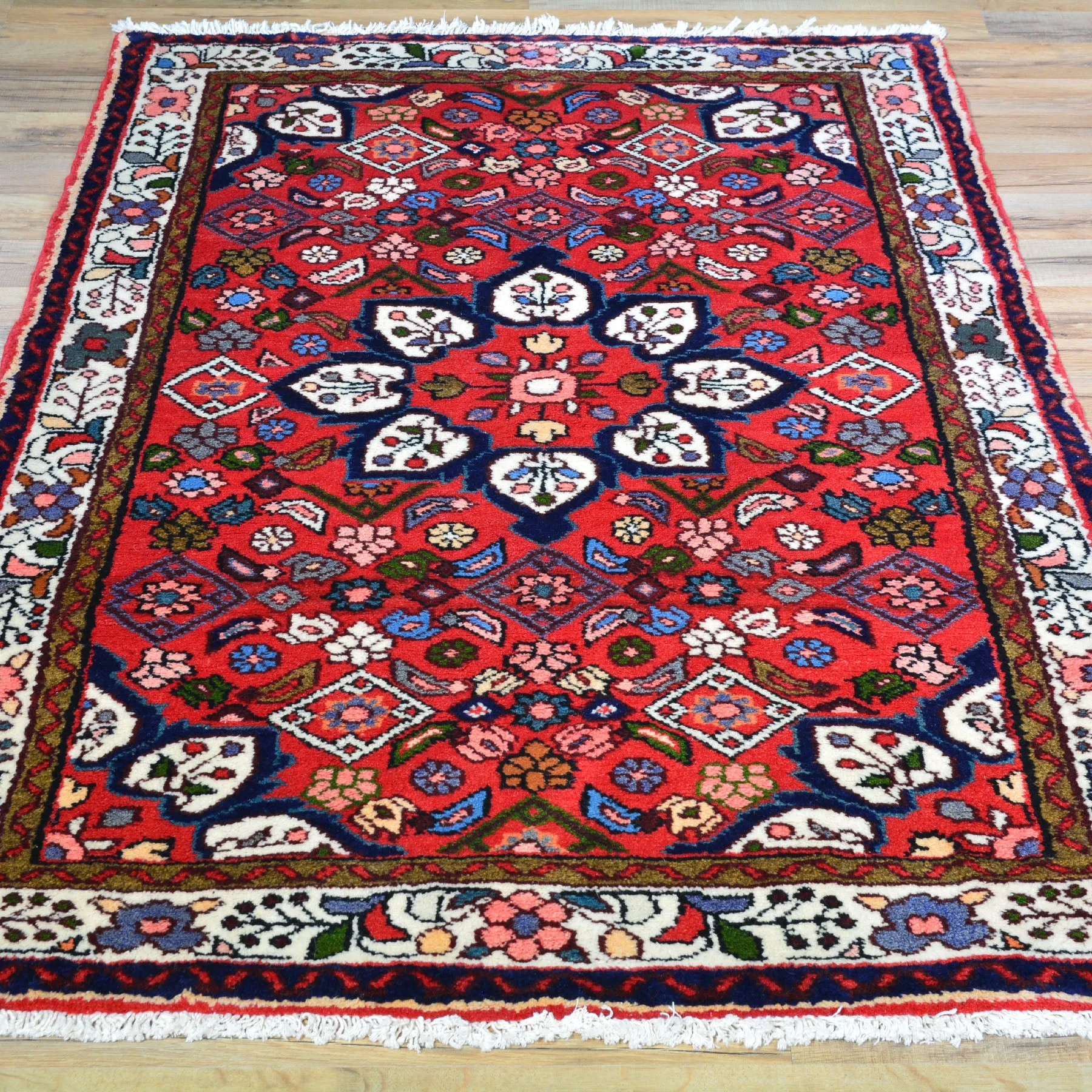 Hand-Knotted Oriental Persian Tribal Handmade Wool Rug (Size 3.6 X 5.0) Cwral-7767
