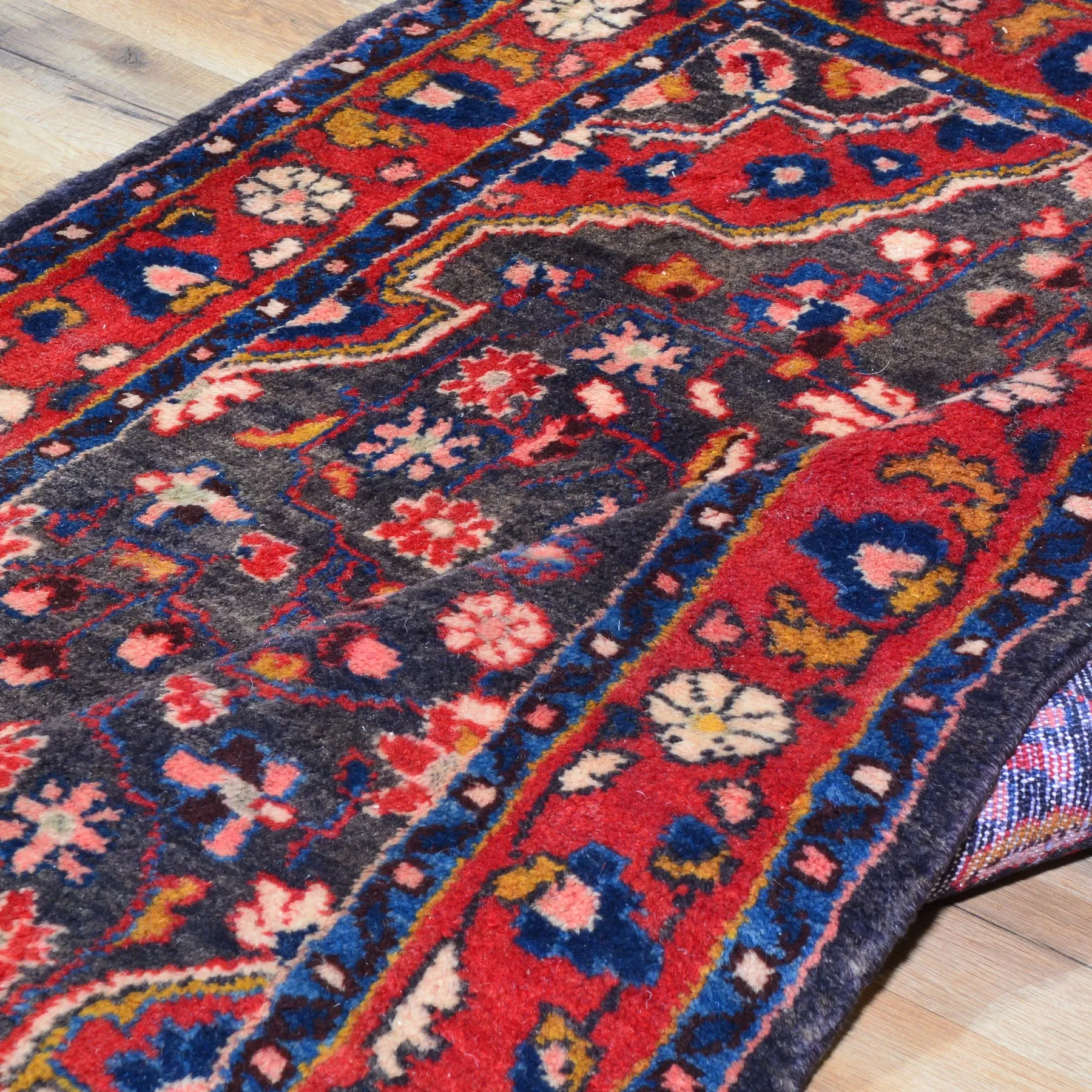 Hand-Knotted Oriental Persian Tribal Handmade Wool Rug (Size 3.9 X 5.9) Cwral-7923