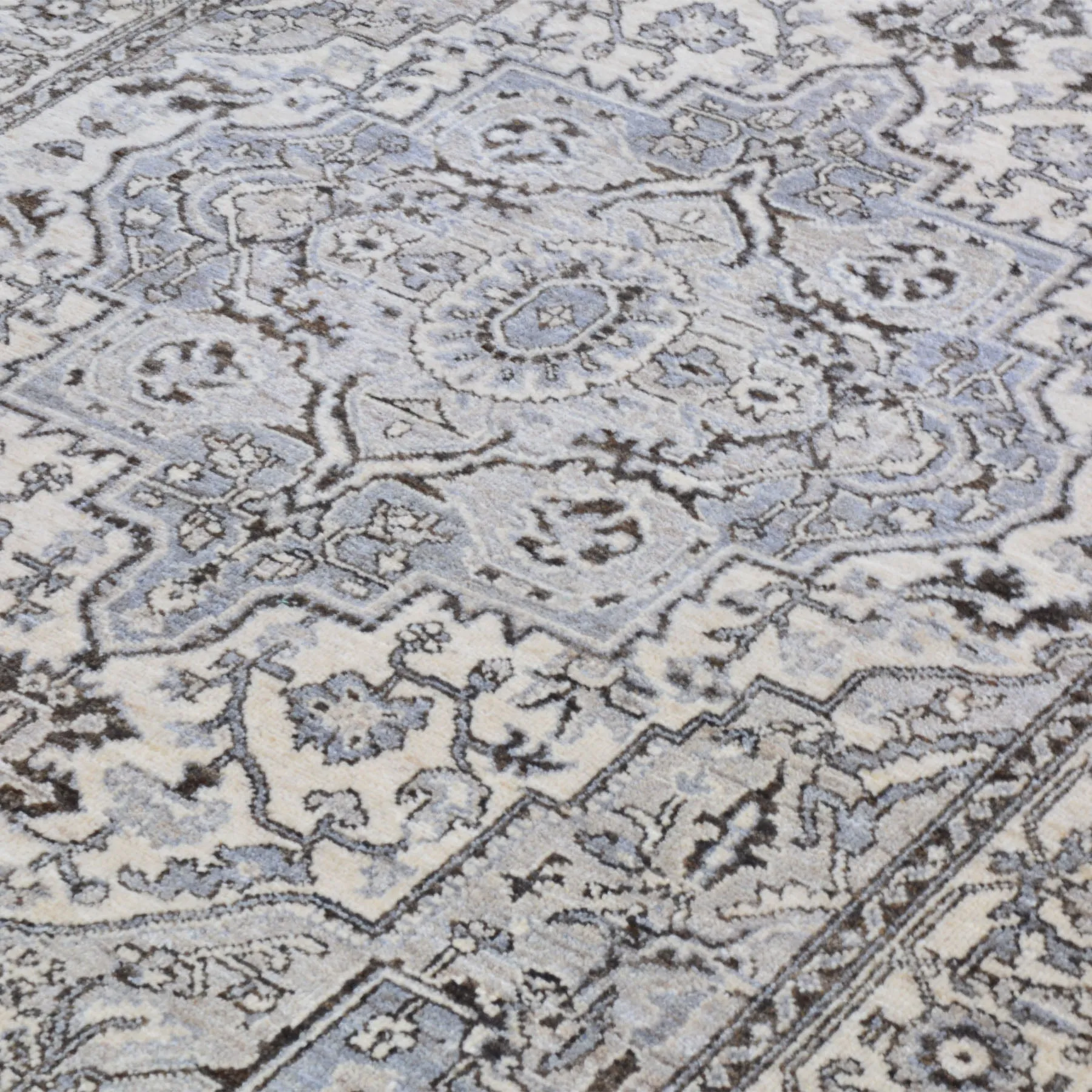 Hand-Knotted Oriental Traditional Design Handmade Wool Rug (Size 5.0 X 7.4) Cwral-5907