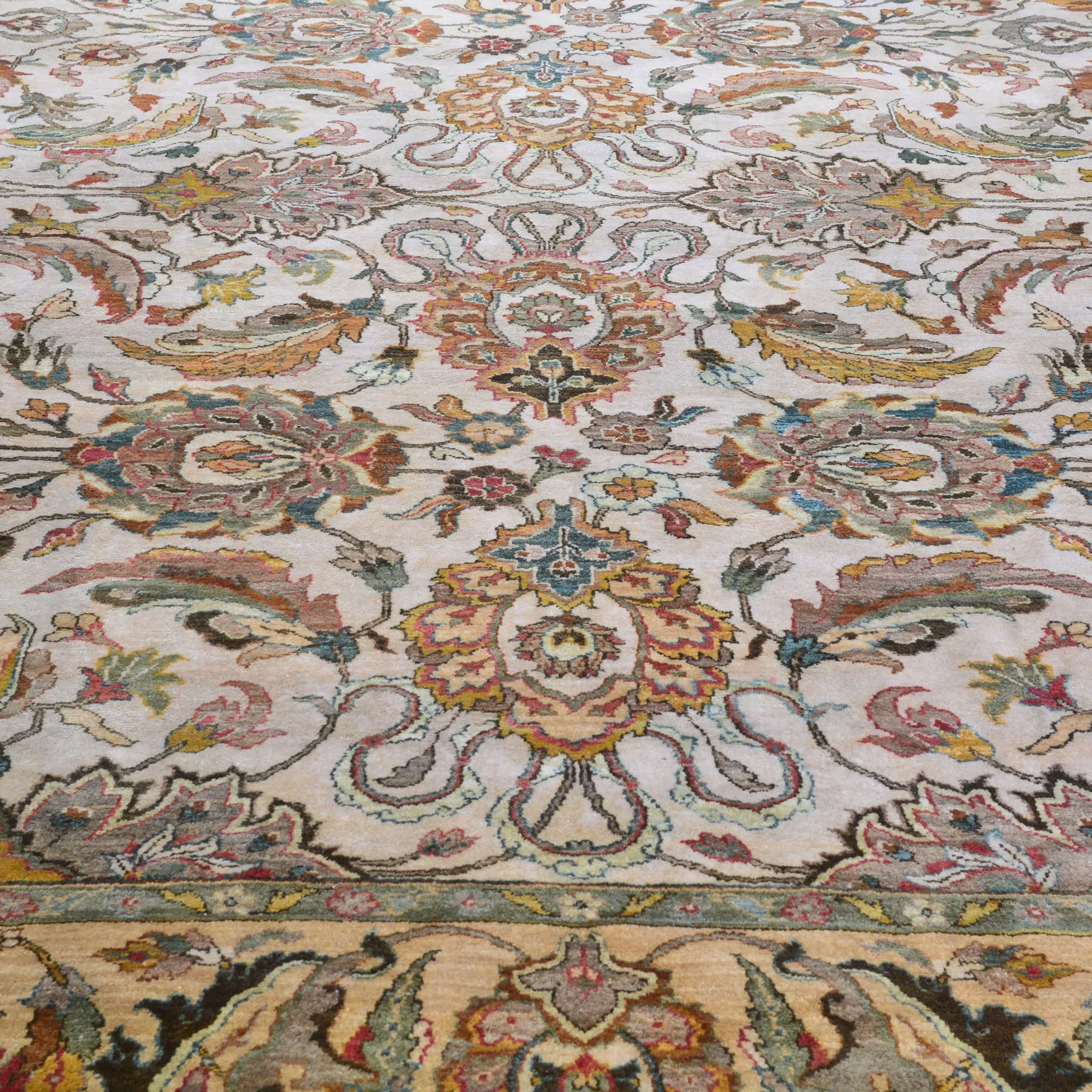 Hand-Knotted Oriental Traditional Design Handmade Wool Rug (Size 9.0 X 11.9) Cwral-8049