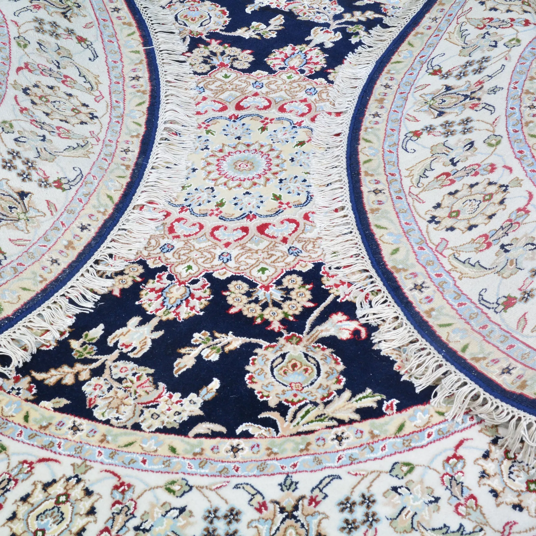 Hand-Knotted Oriental Wool & Silk Nain Design Handmade Round Rug (Size 6.0 X 6.0) Cwral-10536