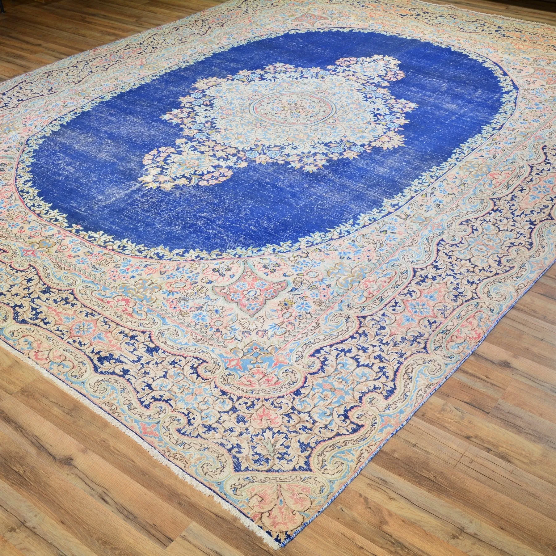 Hand-Knotted Persian Geometric Design 100% Wool Rug (Size 9.1 X 12.3) Brral-6390