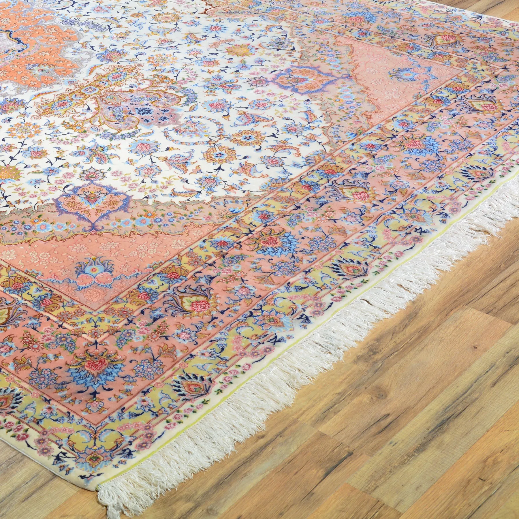 Hand Knotted Persian Isfahan Silk Handmade Rug (Size 6.6 X 9.10) Cwral-7980