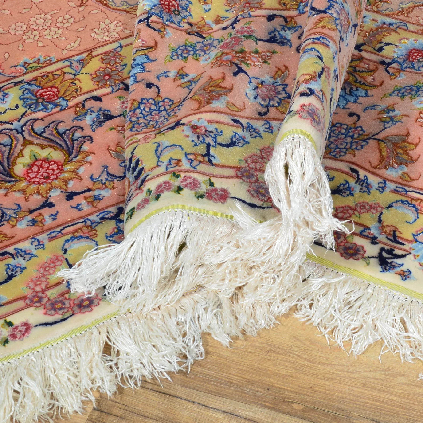 Hand Knotted Persian Isfahan Silk Handmade Rug (Size 6.6 X 9.10) Cwral-7980
