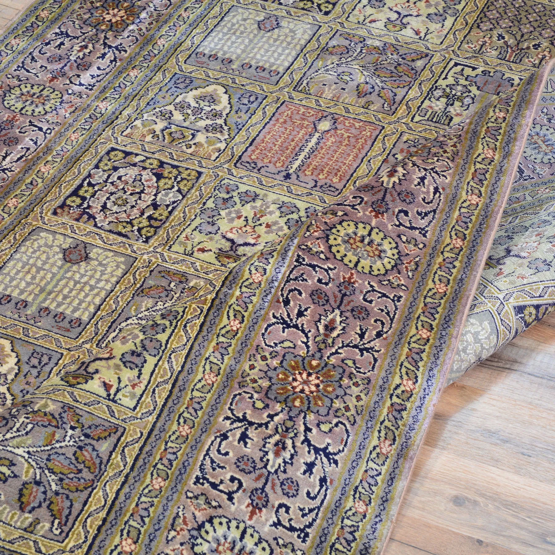 Hand-Knotted Traditional Design Kashmiri Silk Handmade Rug (Size 4.1 X 6.3) Cwral-9168