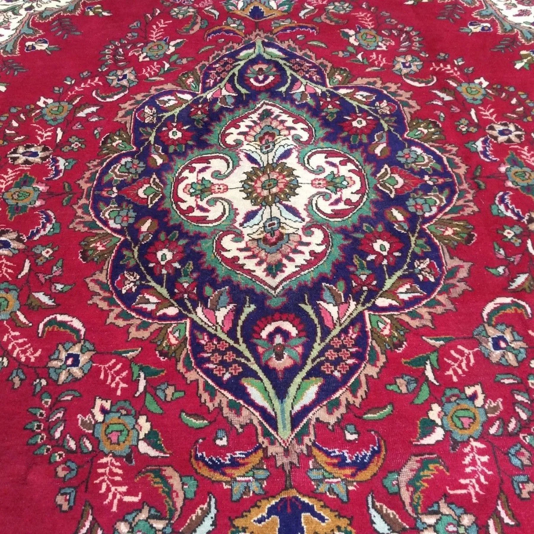 Hand-Knotted Traditional Mahal Design Wool Rug (Size 9.8 X 13.5) Brrsf-564