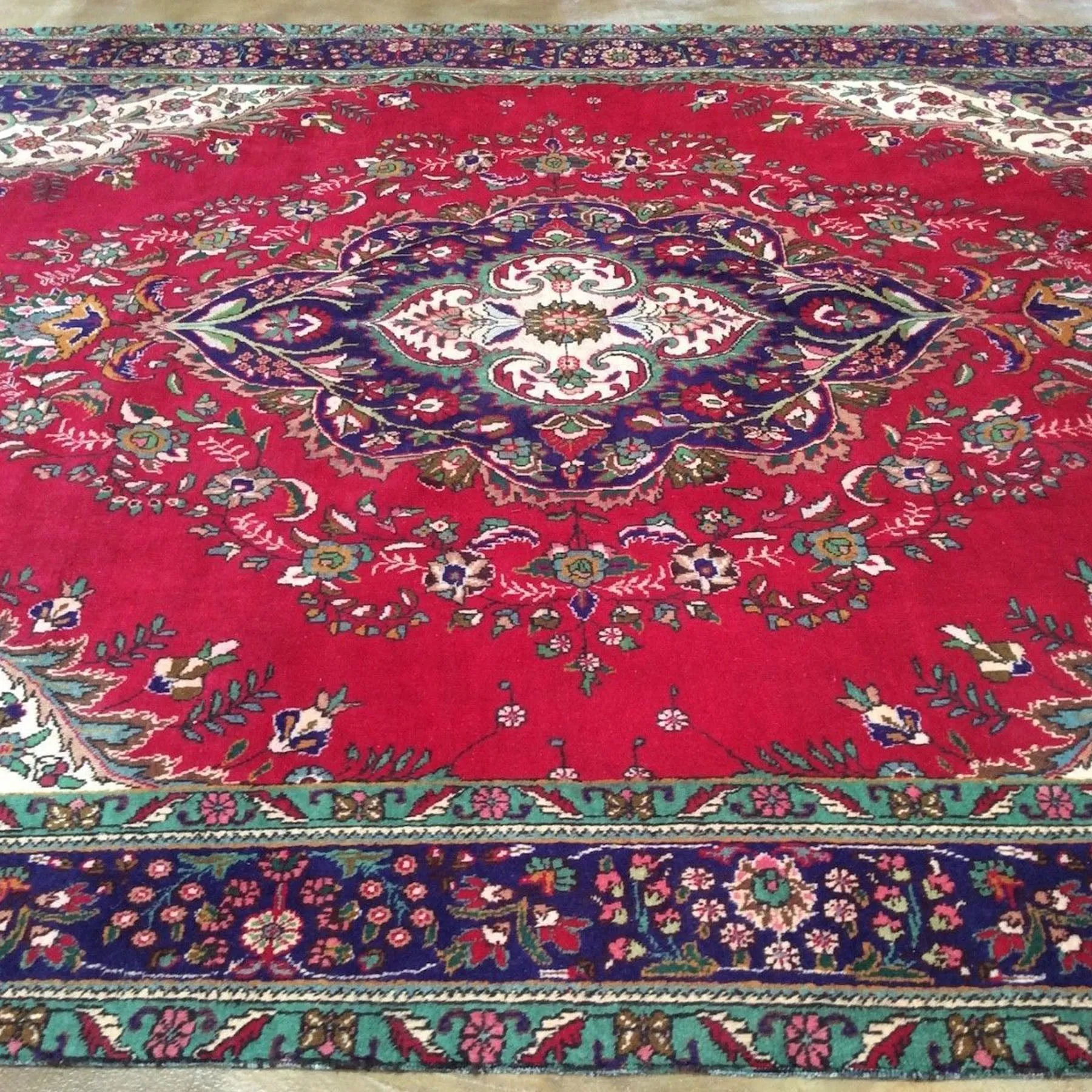 Hand-Knotted Traditional Mahal Design Wool Rug (Size 9.8 X 13.5) Brrsf-564