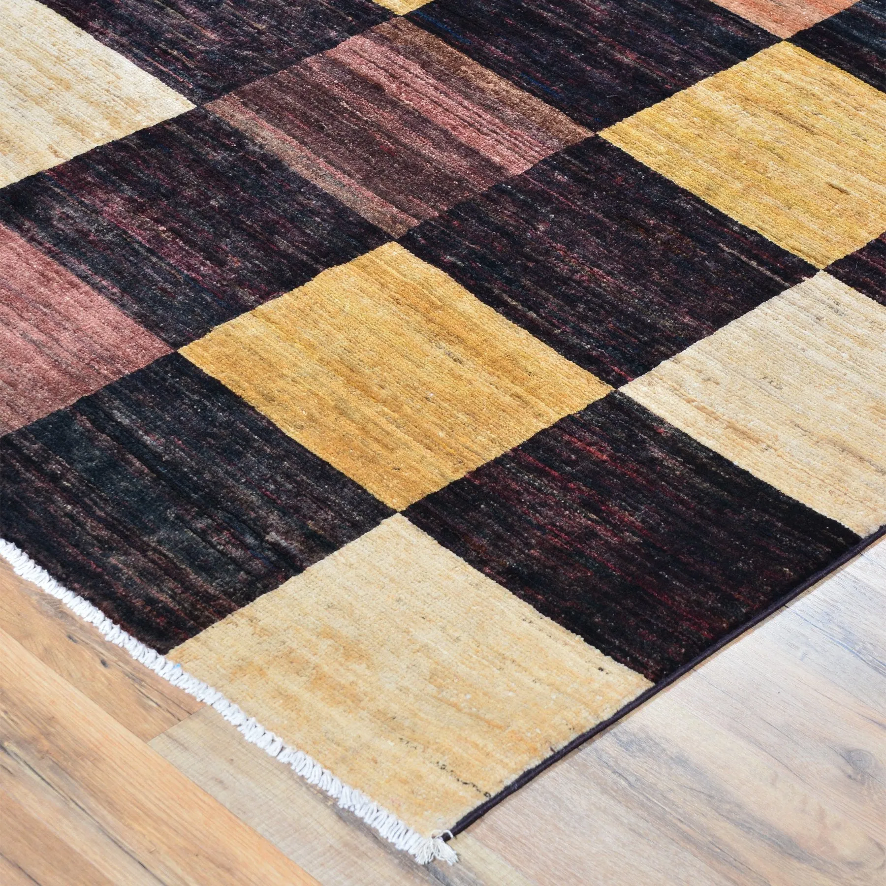 Hand-Knotted Tribal Peshawar Design Gabbeh Wool Rug (Size 4.11 X 6.5) Brral-834