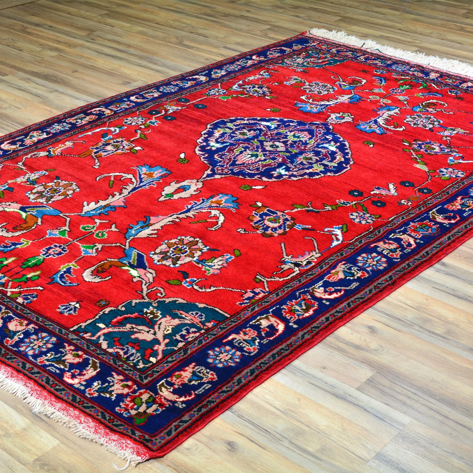 Hand-Knotted Turkish Taban Traditional Tribal Handmade Wool Rug (Size 5.6 X 8.11) Cwral-6831
