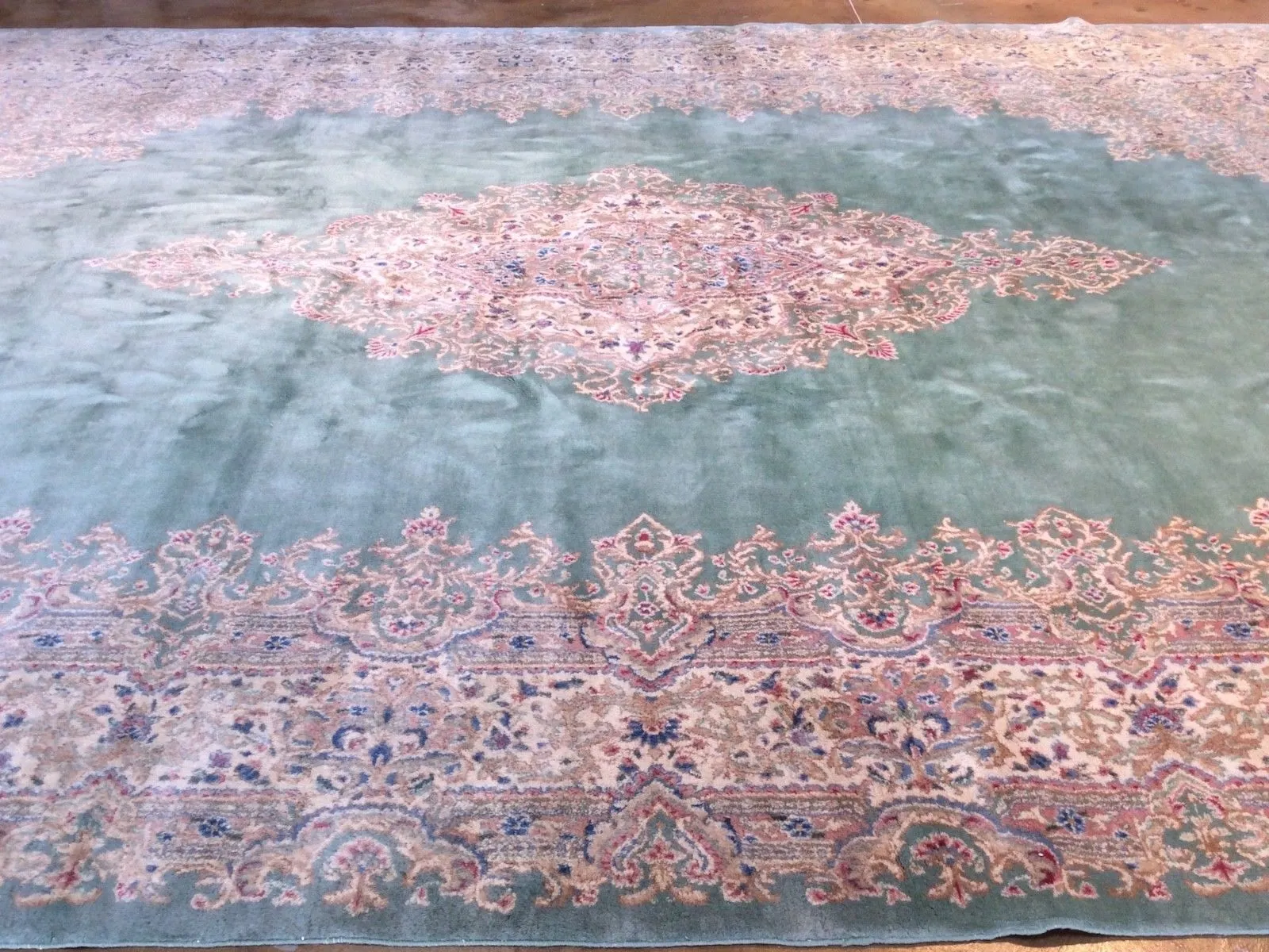 Hand-Knotted Vintage Traditional Design Wool Rug (Size 11.6 X 16.10) Brrsf-1209