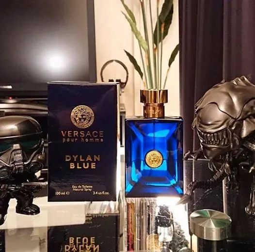 Men's Versace Dylan Blue EDT Spray 3.4 Oz