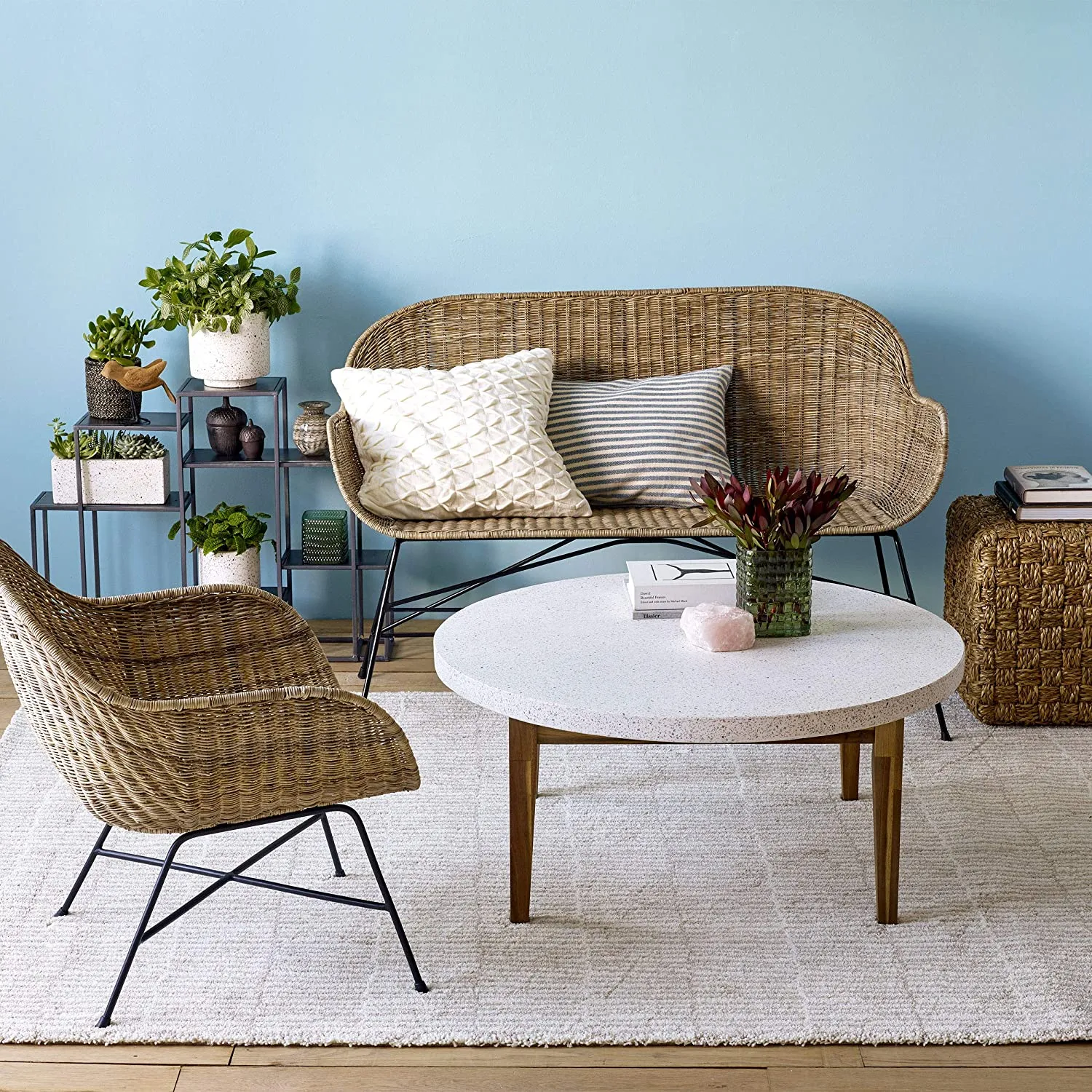 ORMOND LOUNGE CHAIR