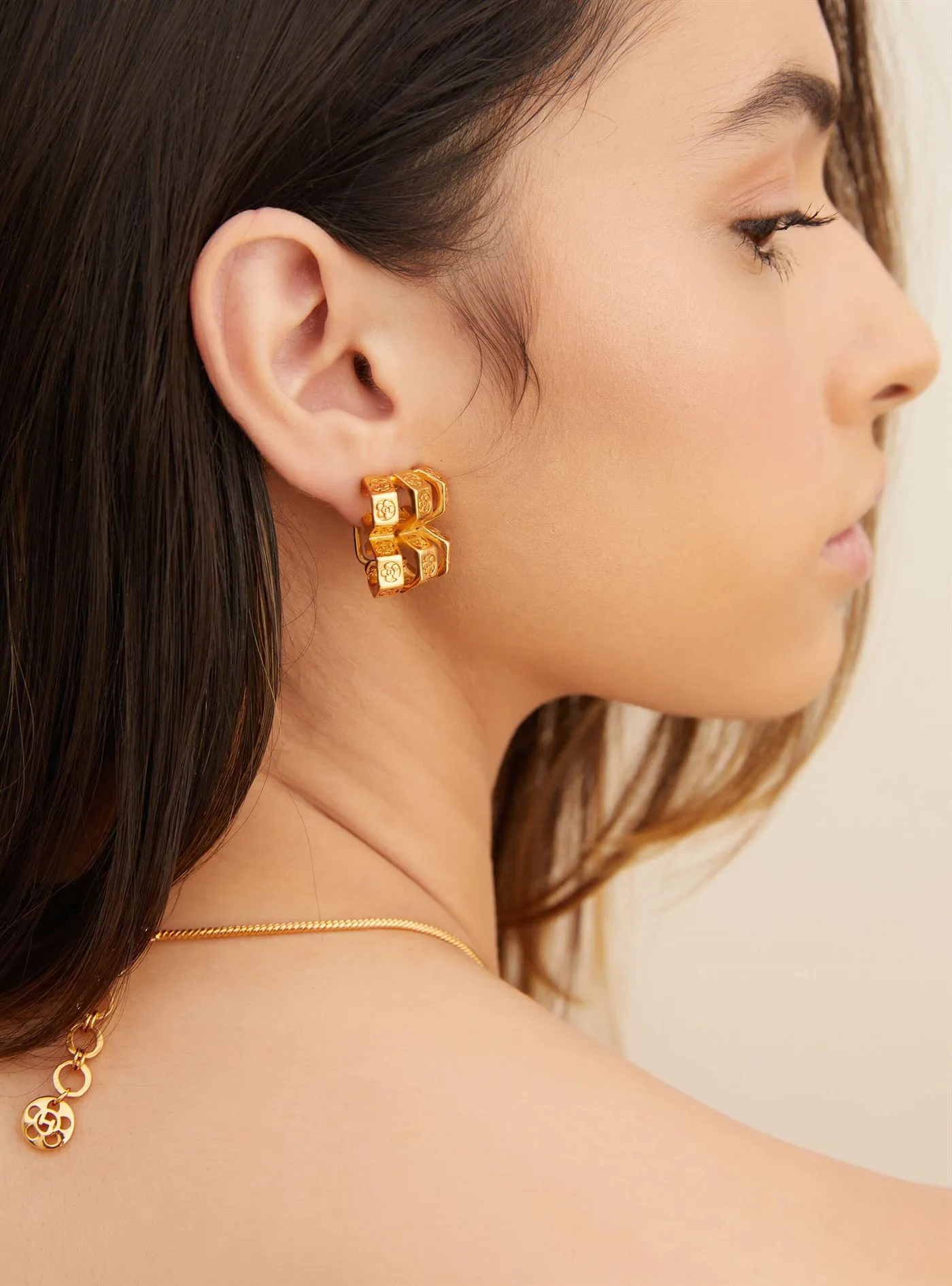 Outhouse   I   Oh Poppi Christopher Street Bolt Stud Earrings Brass, Gold Accessories OHAW21SE061