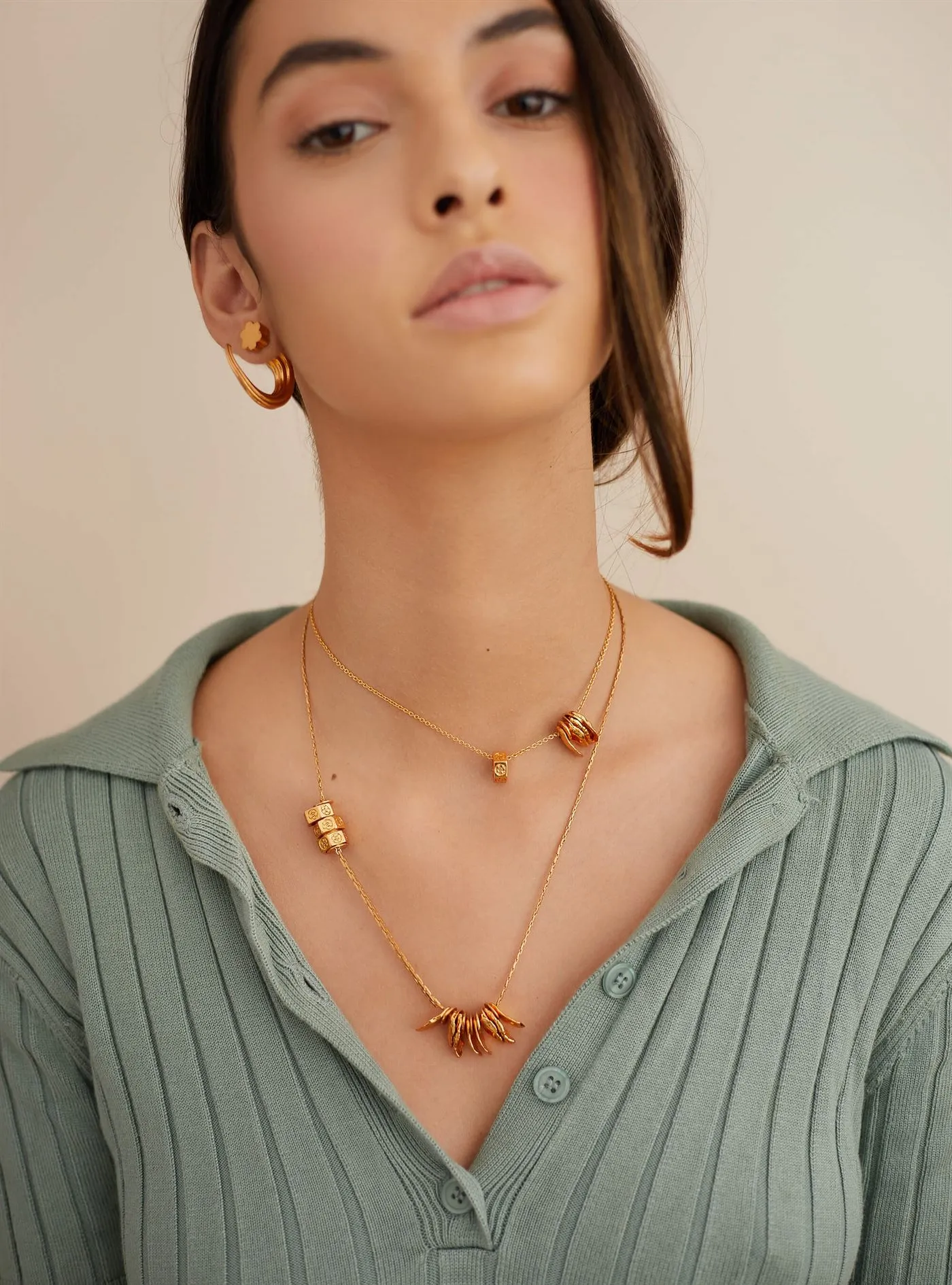 Outhouse   I   Oh Poppi Essex Bolt Layered Necklace Brass, Gold Accessories OHAW21NE091