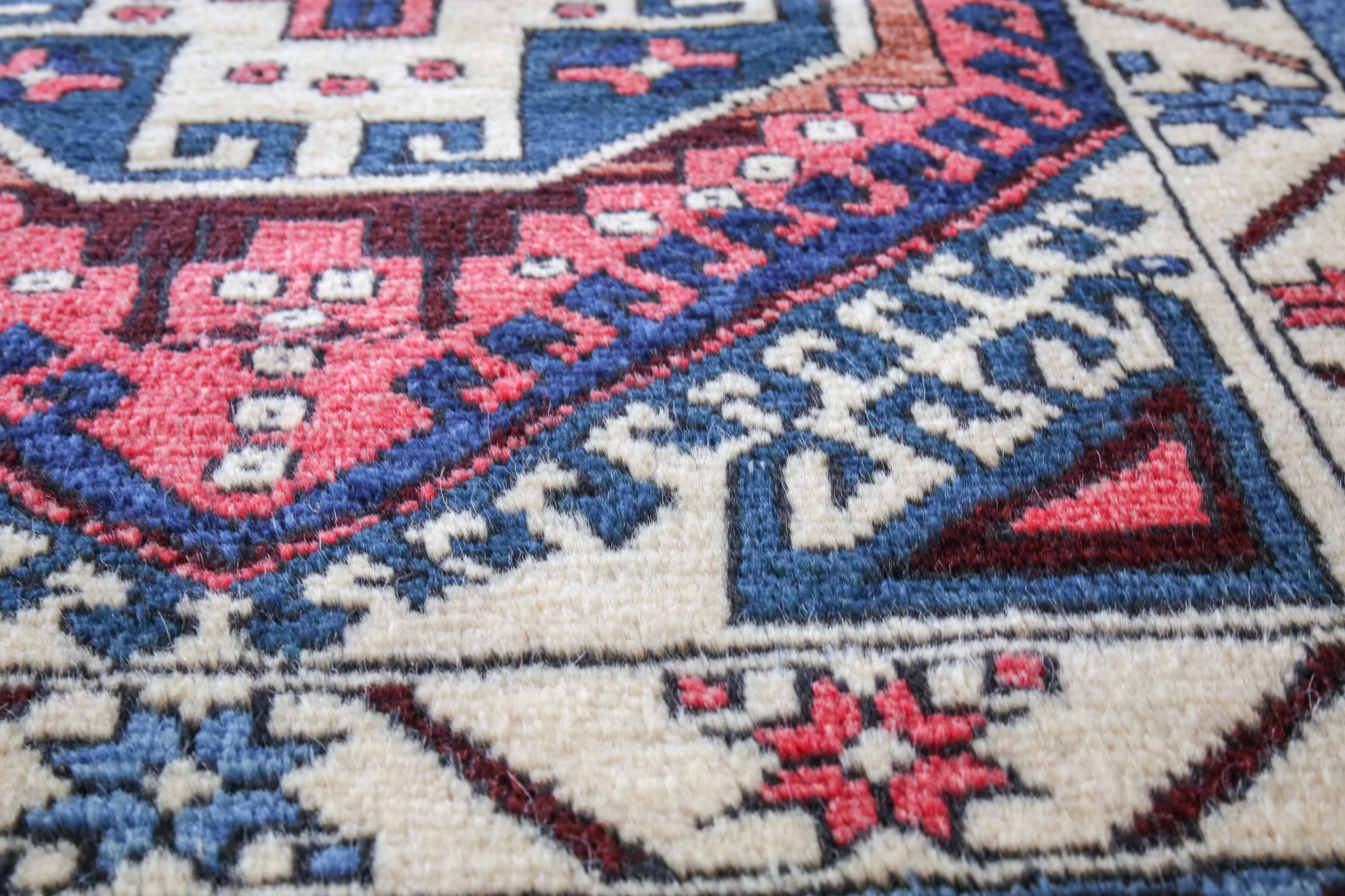 Vintage Antalya dosemealti Rug 4ftx6ft