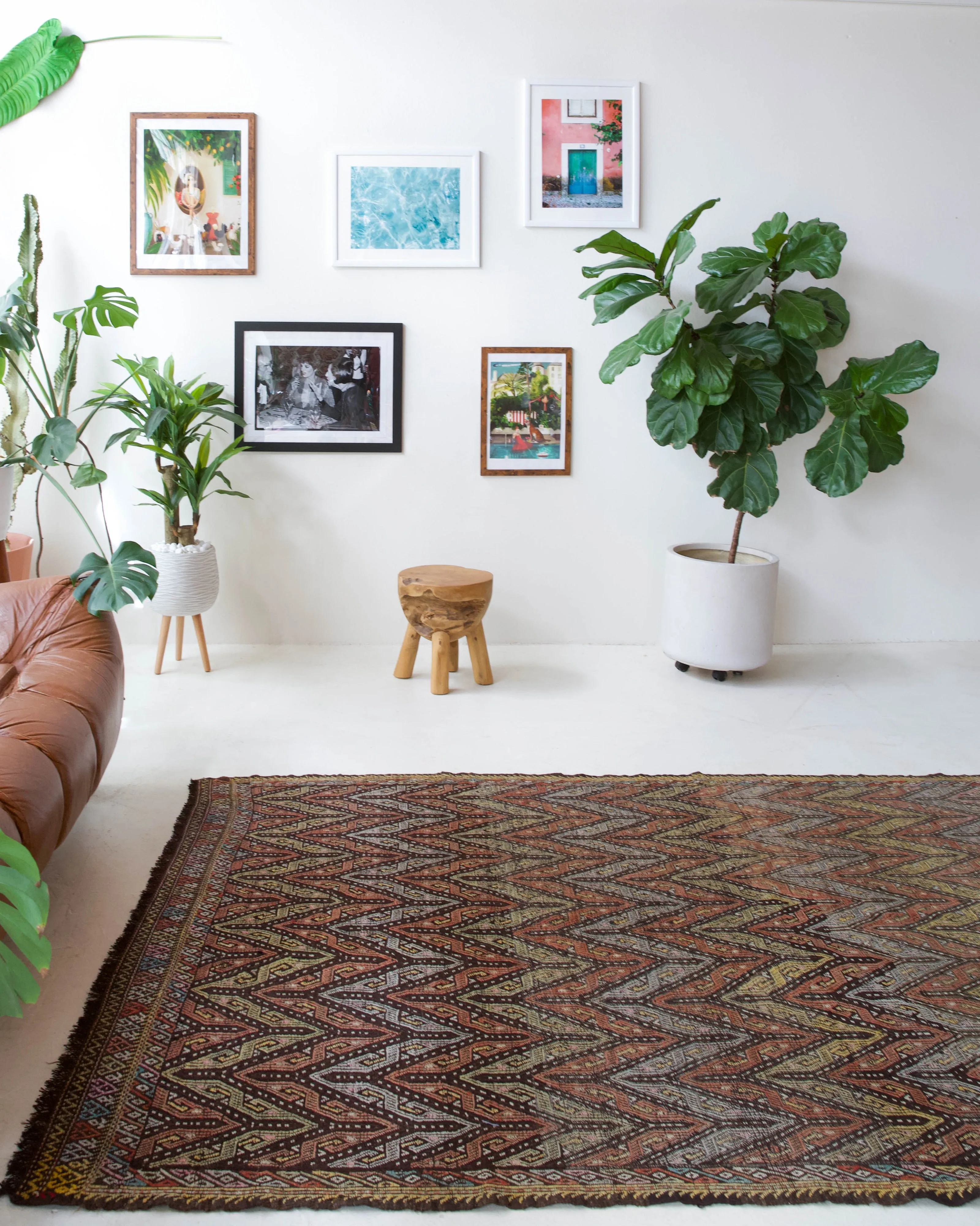 Vintage Taurus Yoruk Cicim Kilim Rug 5'7"x9'7"