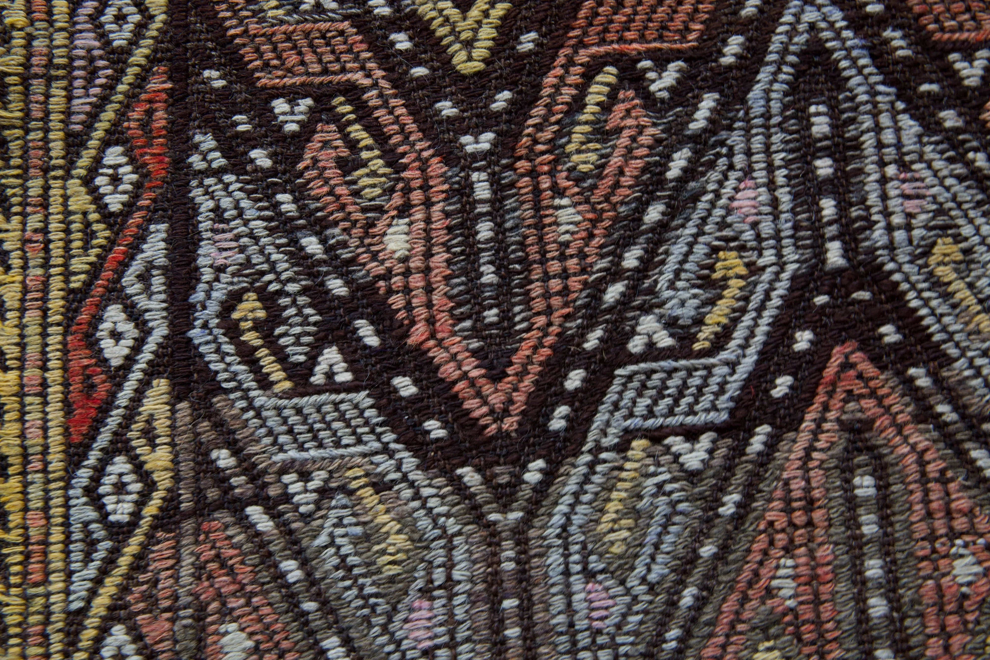 Vintage Taurus Yoruk Cicim Kilim Rug 5'7"x9'7"