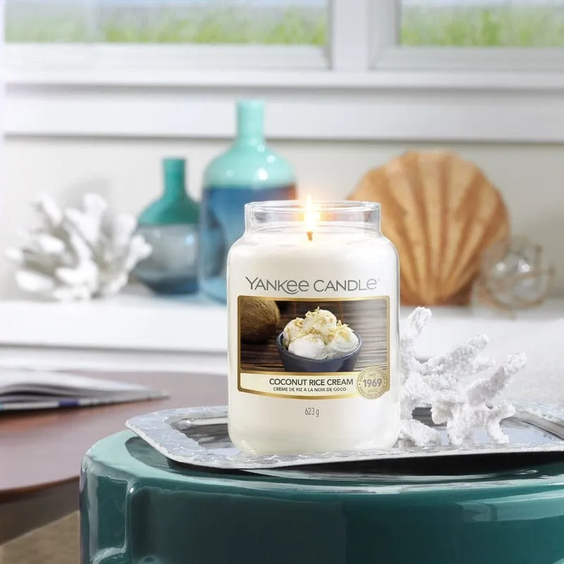 Yankee Candle Medium Jar Coconut Rice Cream  411g